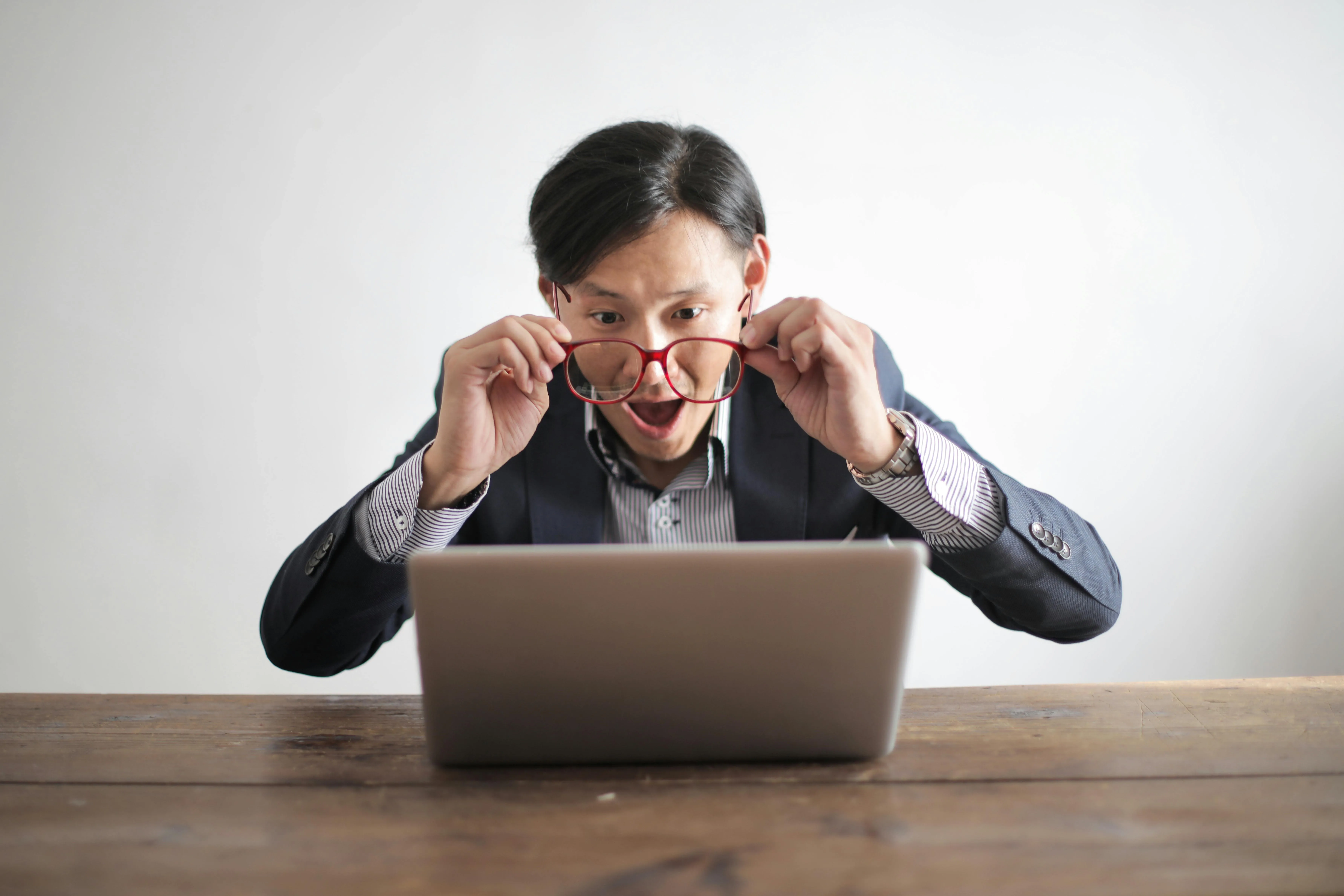 15 Websites Everyone Used Before Social Media