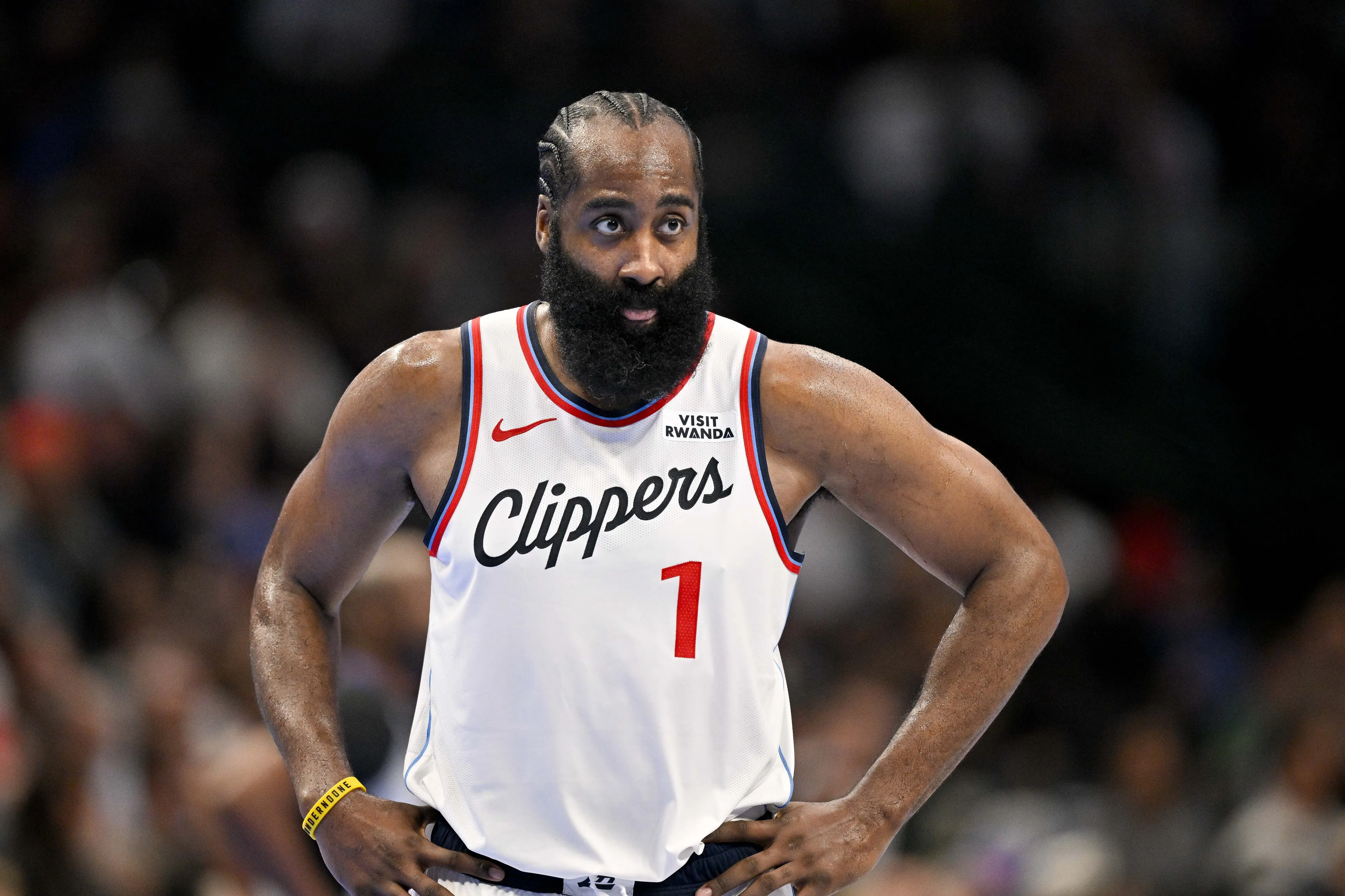 Harden’s Historic Triple-Double Lifts Clippers Past Mavericks in Double OT