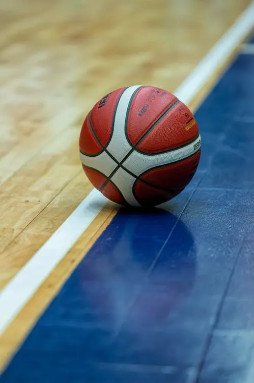 20 Game-Changing Plays That Made Sports History