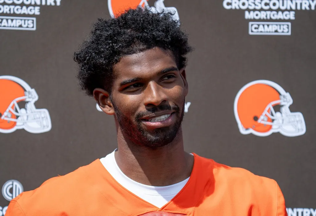 Bernie Kosar Backs Shedeur Sanders for Browns Starting QB Role