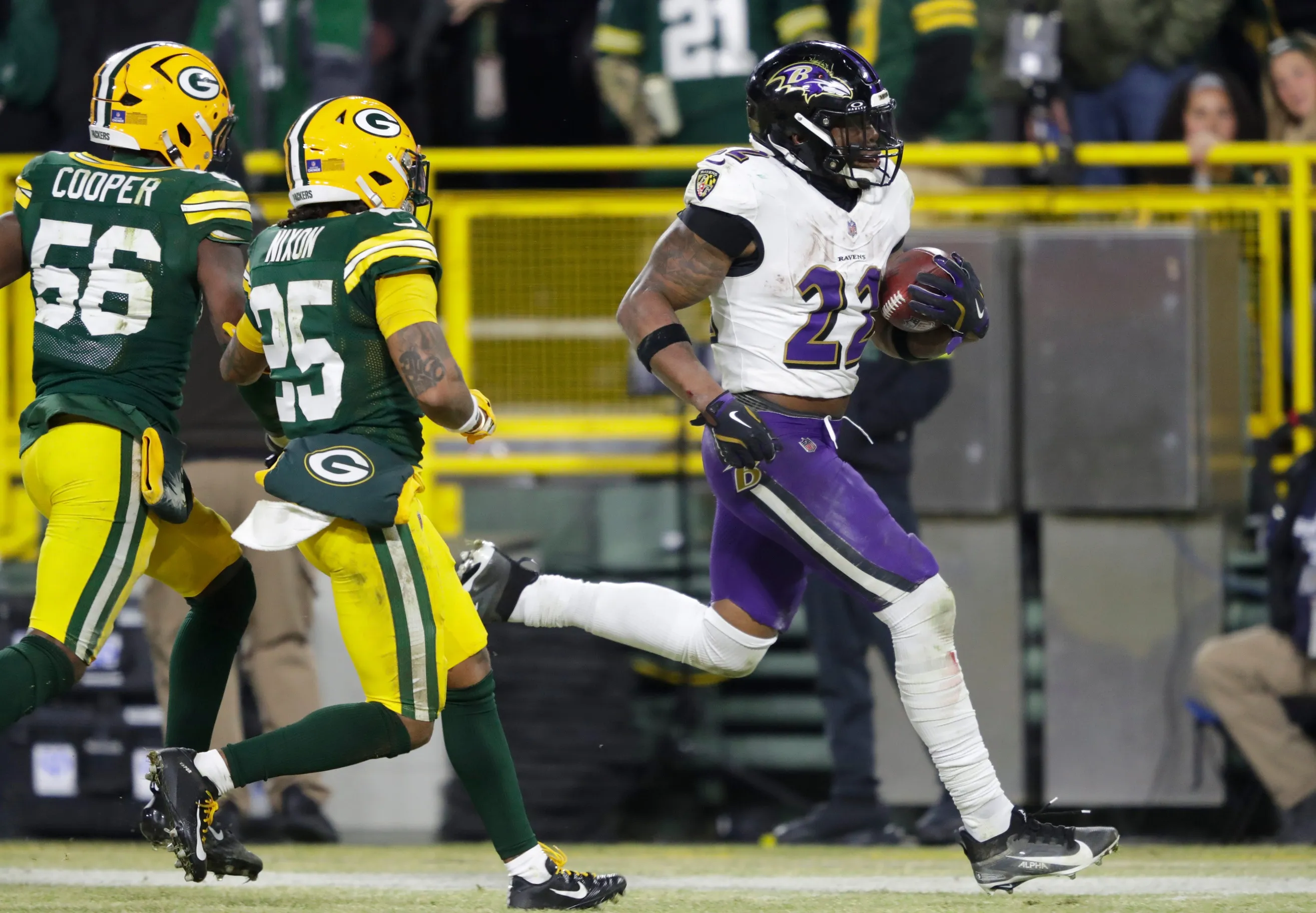 Steelers and Ravens Clash in AFC Playoff Showdown