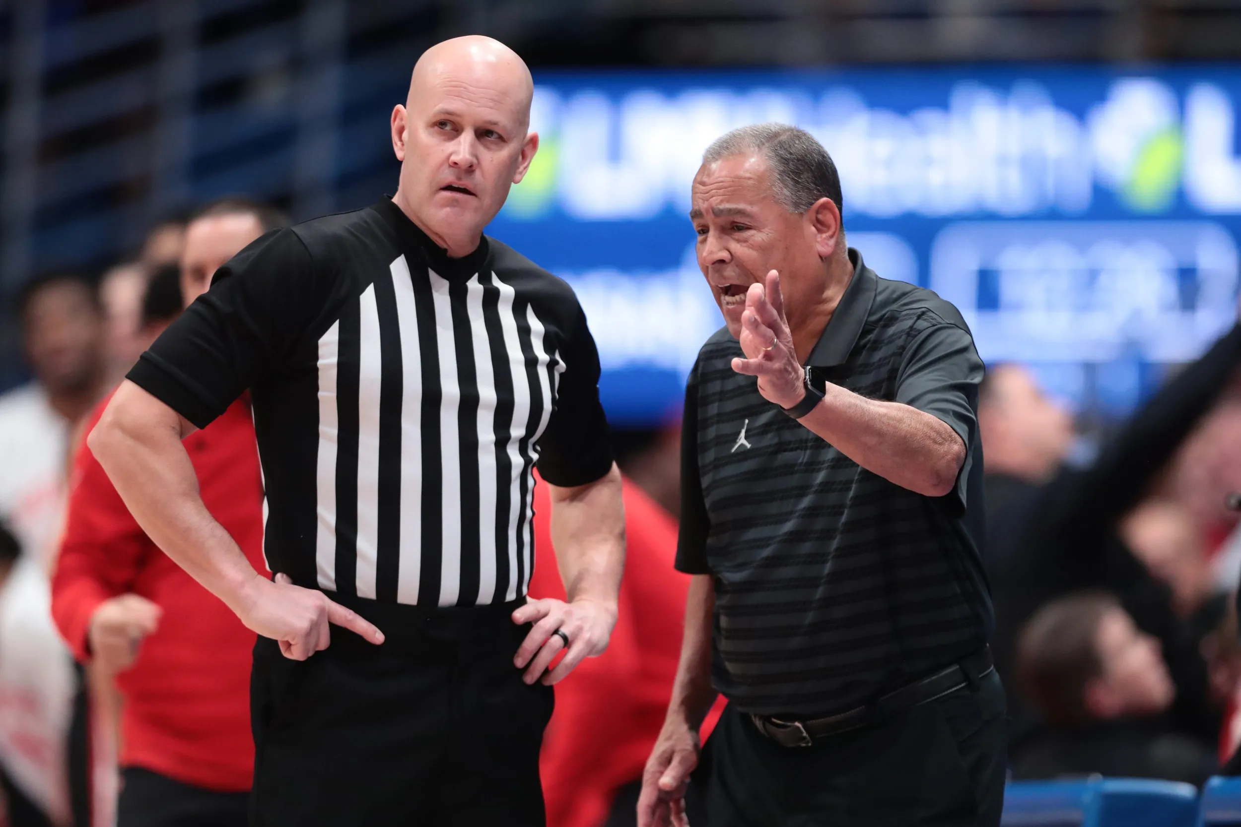 Houston Looks to Bounce Back After Three-Game Slide