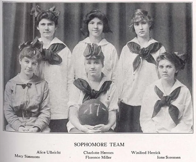 Kipikawi staff of 1915 on Wikimedia Commons