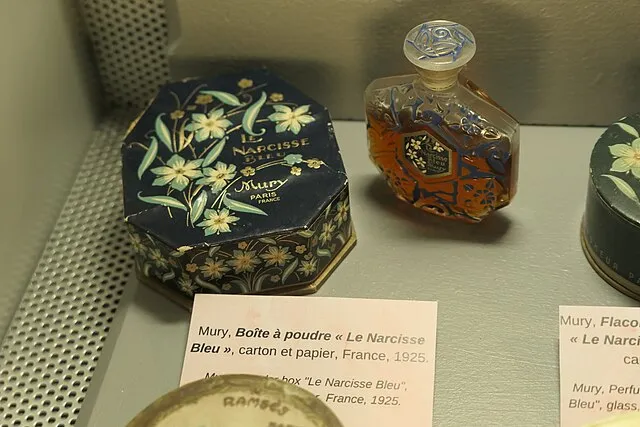 Fab5669 on Wikimedia Commons 