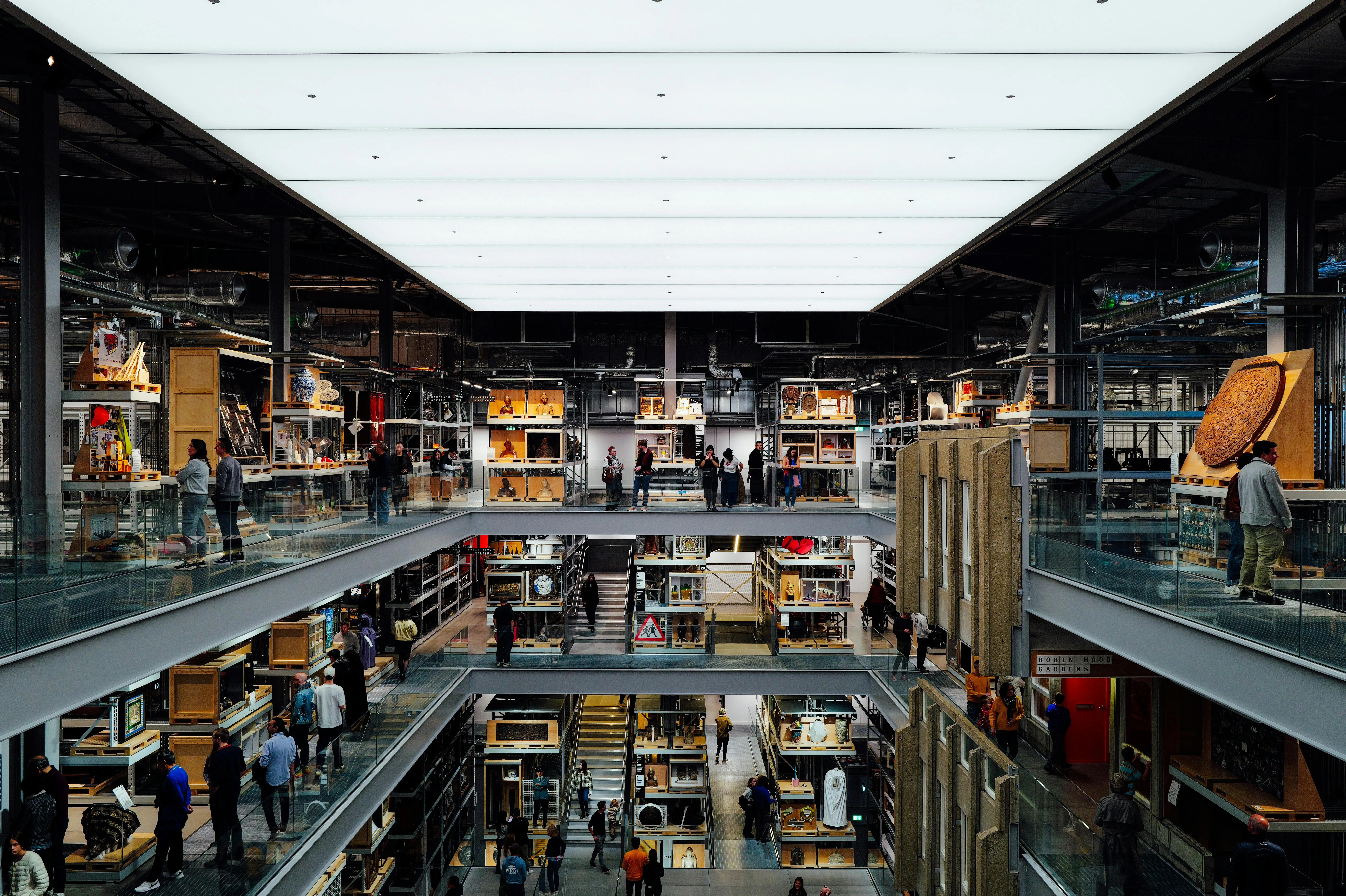 18 Store Experiences From the 1970s That No Longer Exist