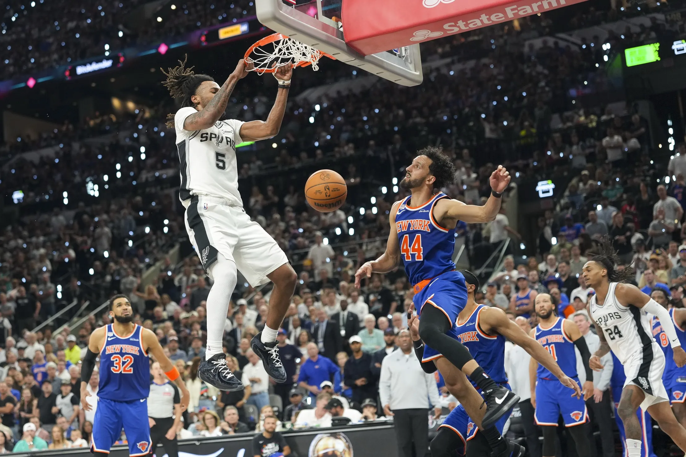 Stephon Castle Remains Confident as Spurs Face 0-2 Finals Deficit vs Knicks