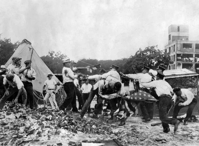 Signal Corps Photographer on Wikimedia Commons