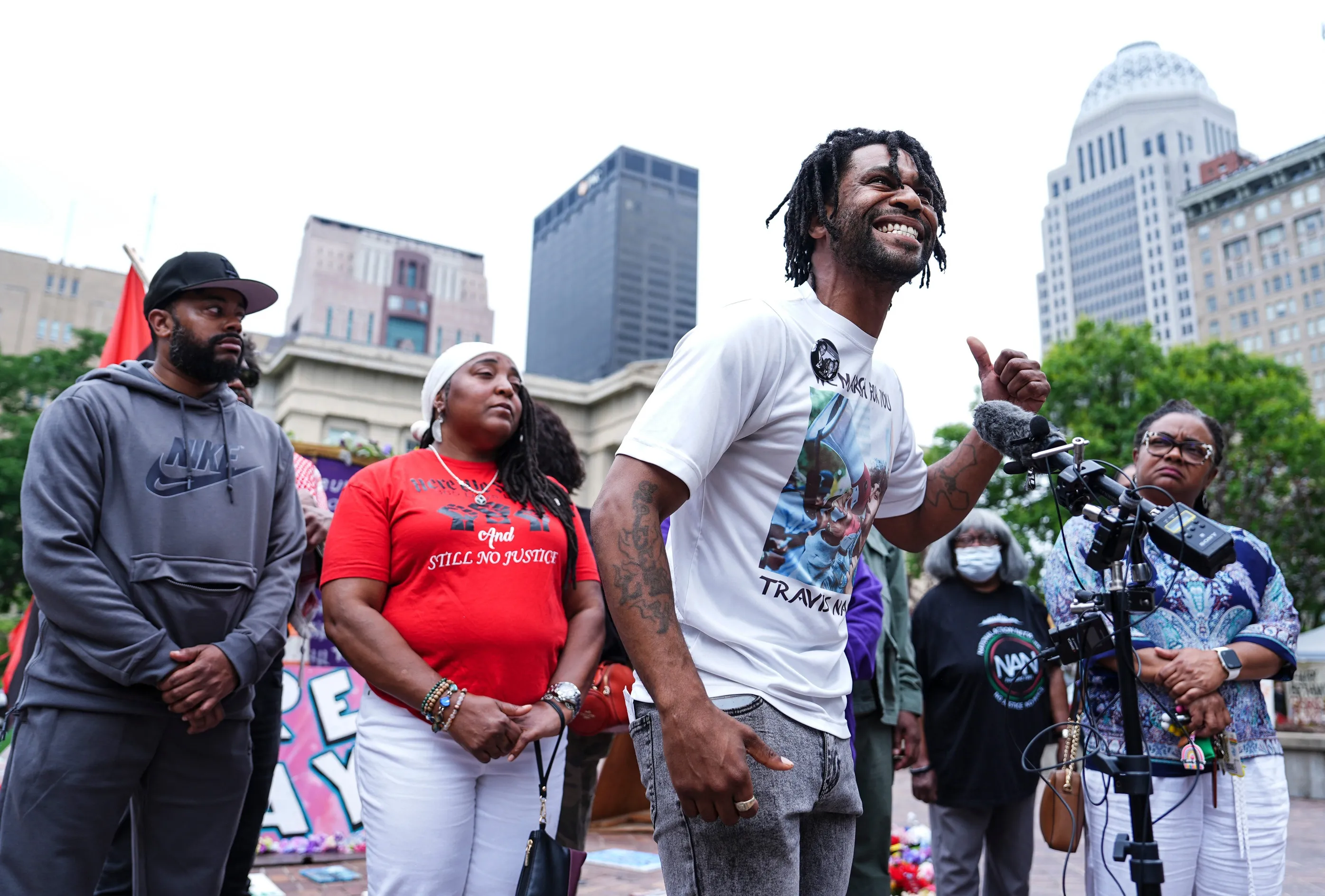 Antonio Brown Waives Extradition, Set to Return to Florida on Attempted Murder Charge