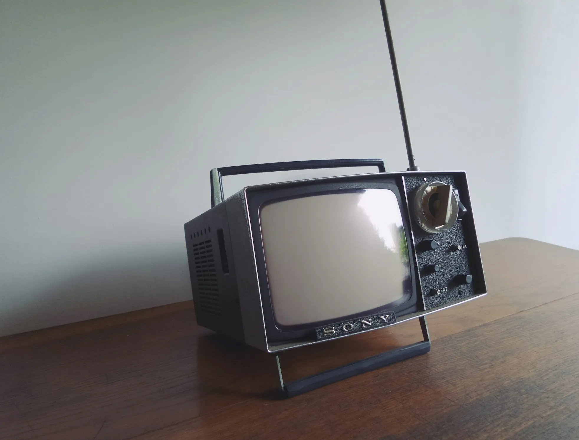 15 ’80s TV Shows That Got Canceled Before They Found Their Audience