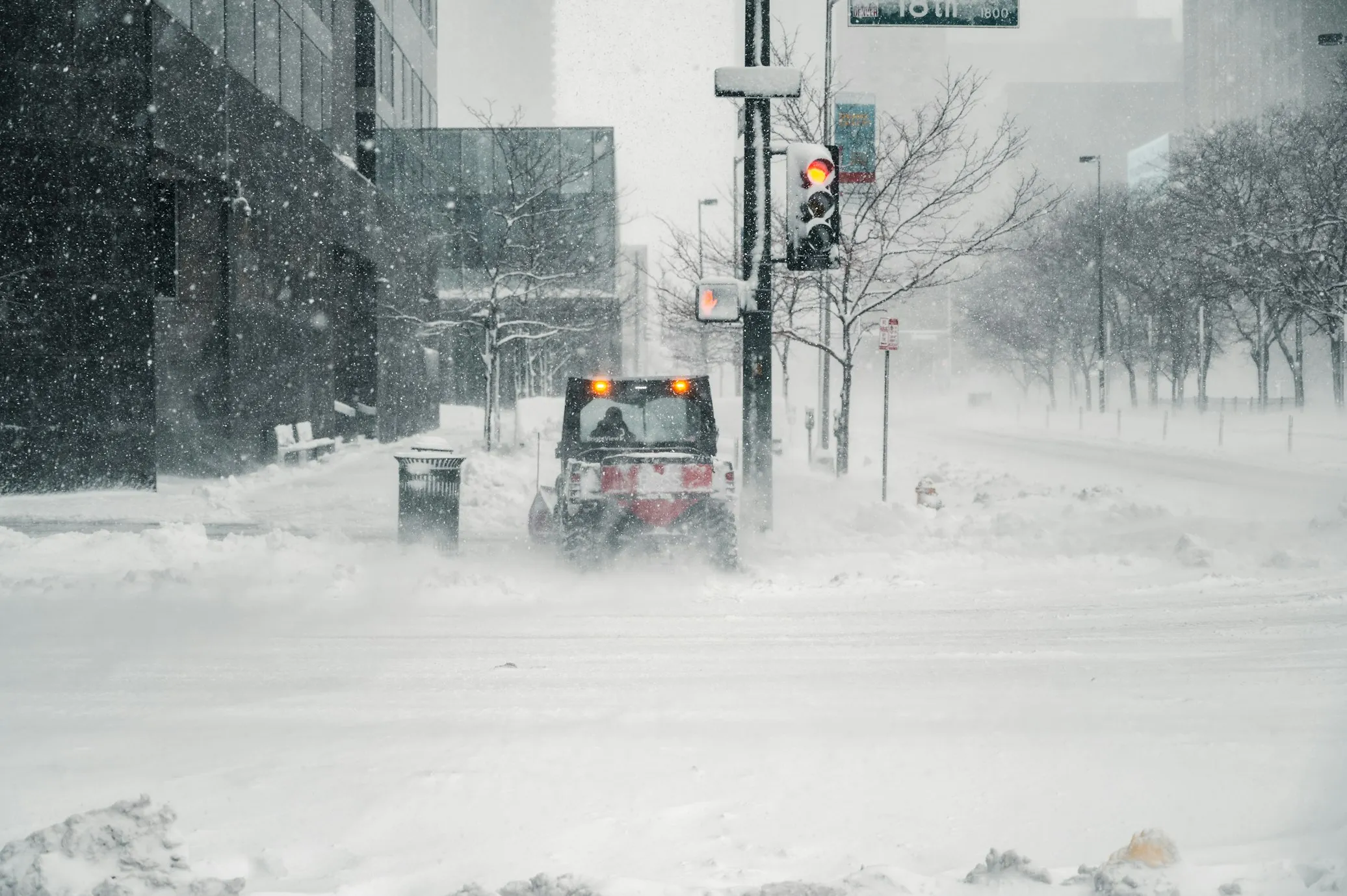 10 Times a Snowstorm Made Headlines Across the Nation