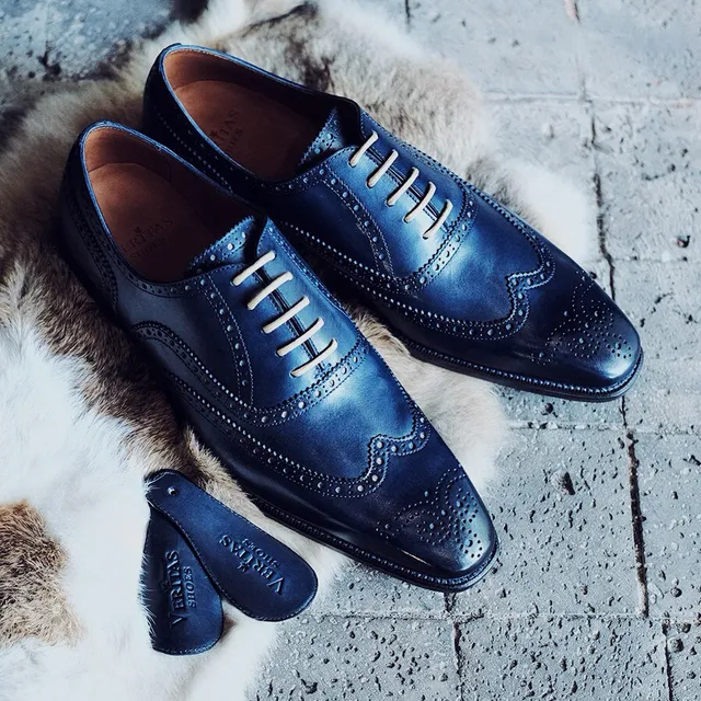 Veritas Bespoke on Wikicommons