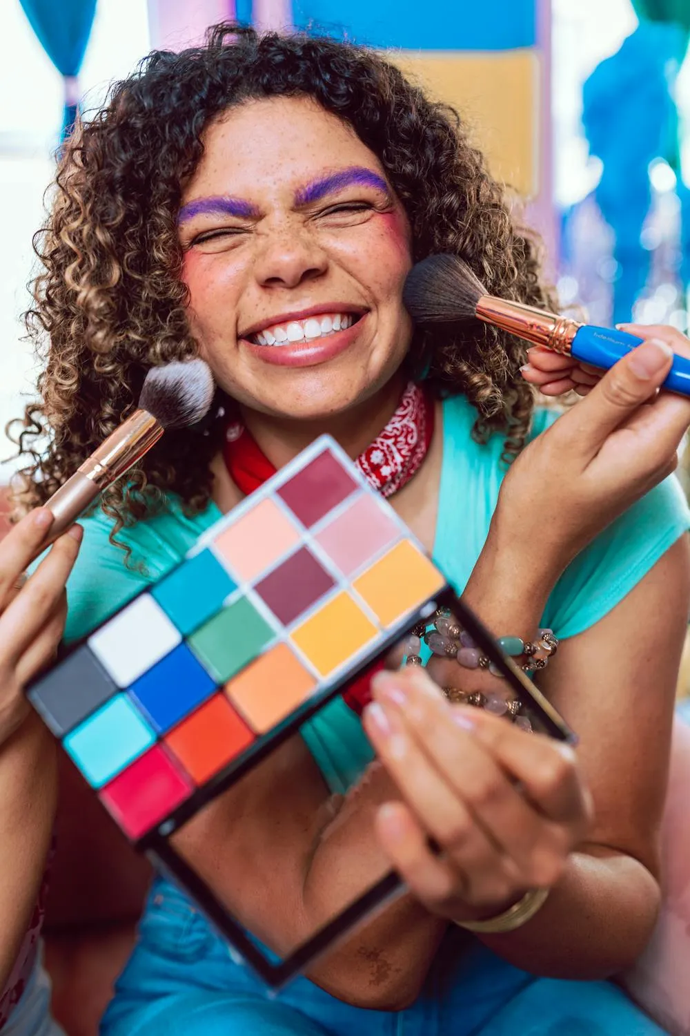 12 Retro Beauty Trends That Would Be Roasted Today