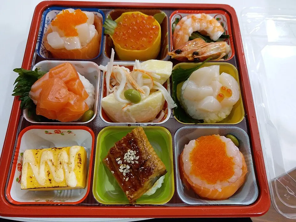 13 Lunchbox Snacks Kids Couldn't Live Without in the 1970s That Vanished