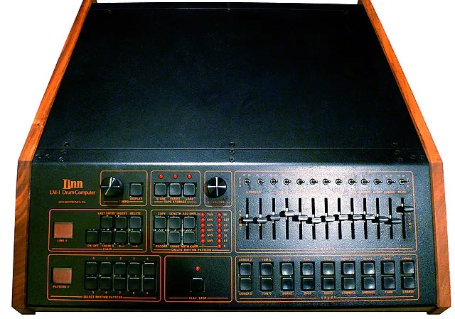 Linn Electronics. Successor: Forat Electronics - Bruce Forat, president on Wikimedia Commons 