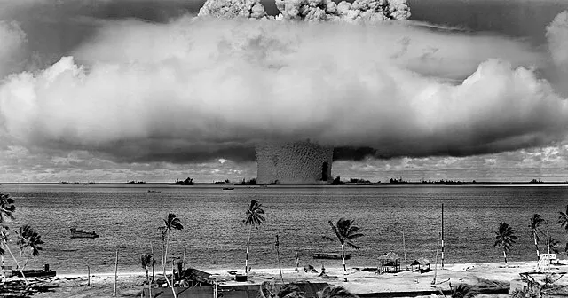 Original: United States Department of Defense (either the U.S. Army or the U.S. Navy) Derivative work: Victorrocha (talk) on Wikimedia Commons 