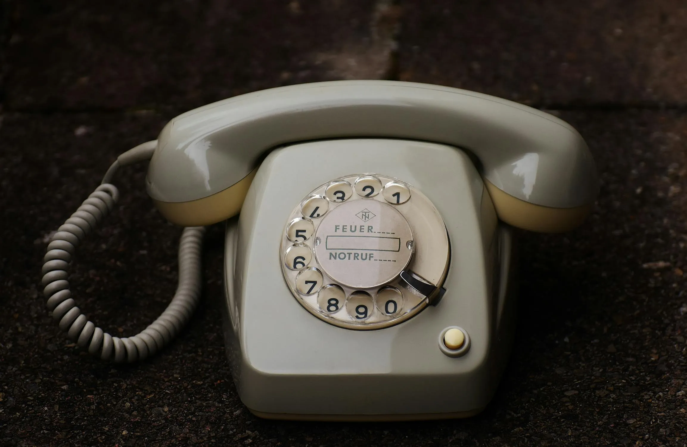 10 Phone Numbers You Had Memorized by Heart