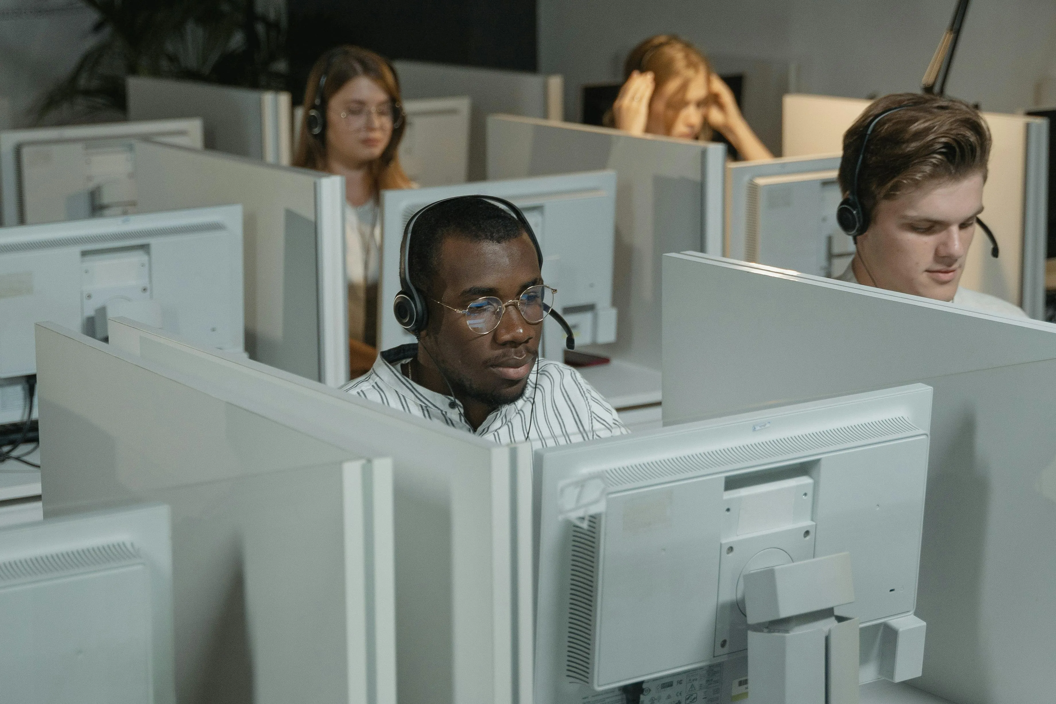 18 Ways Workdays Were Structured in the Past