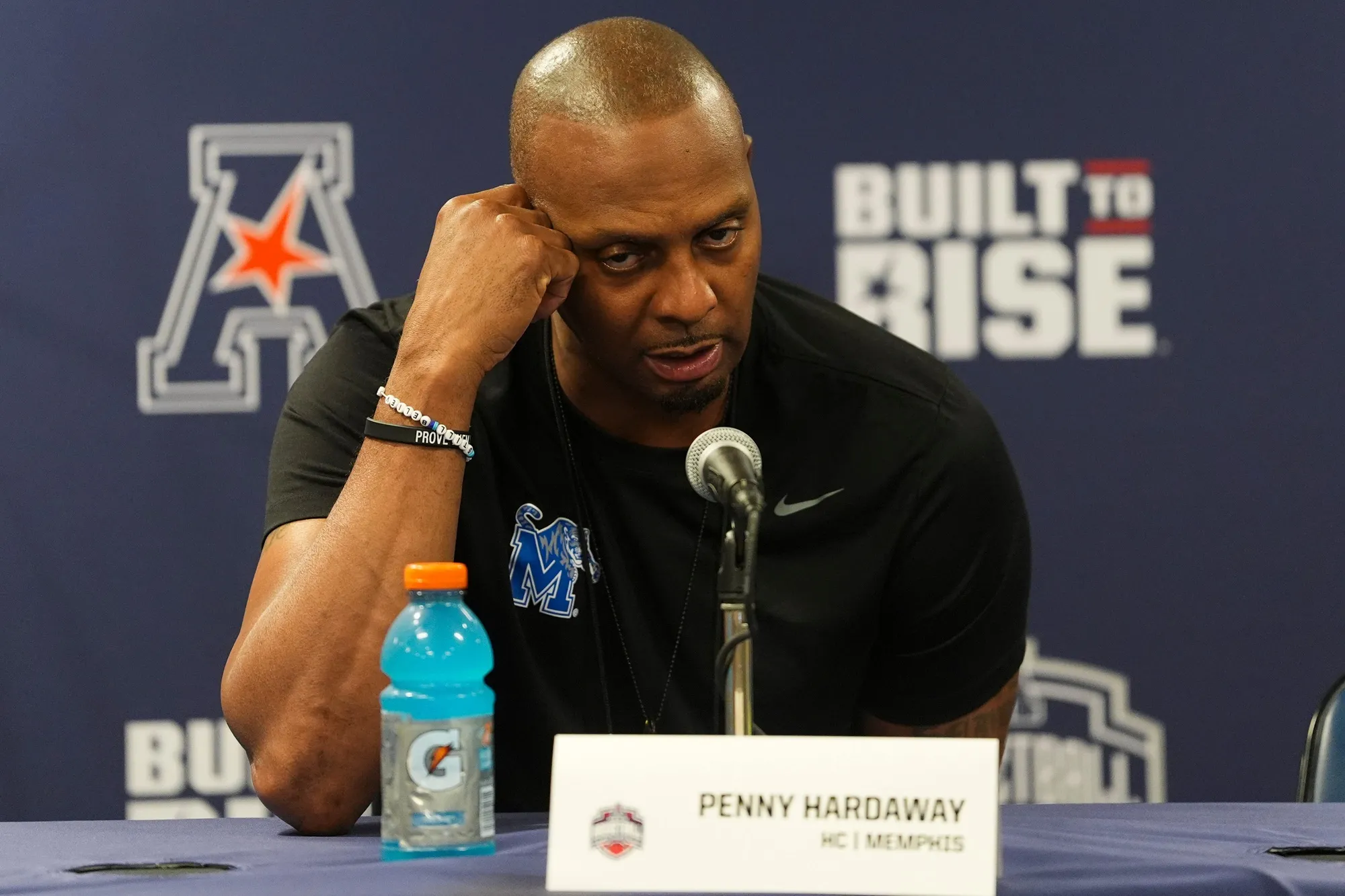 Penny Hardaway Labels Memphis’ Season a “Failure” After Early AAC Exit