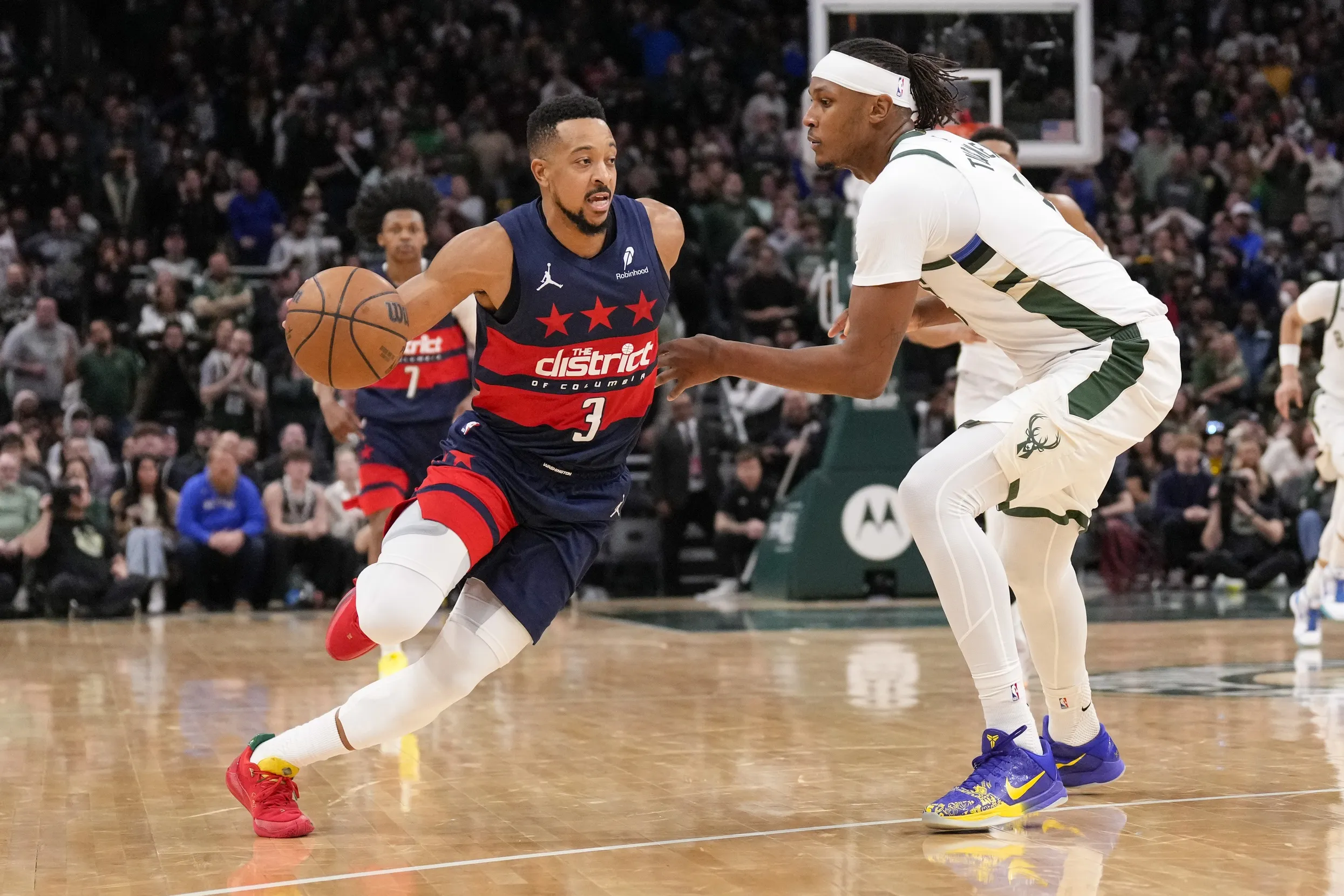 McCollum’s Buzzer-Beater Lifts Wizards Past Bucks to Close 2025