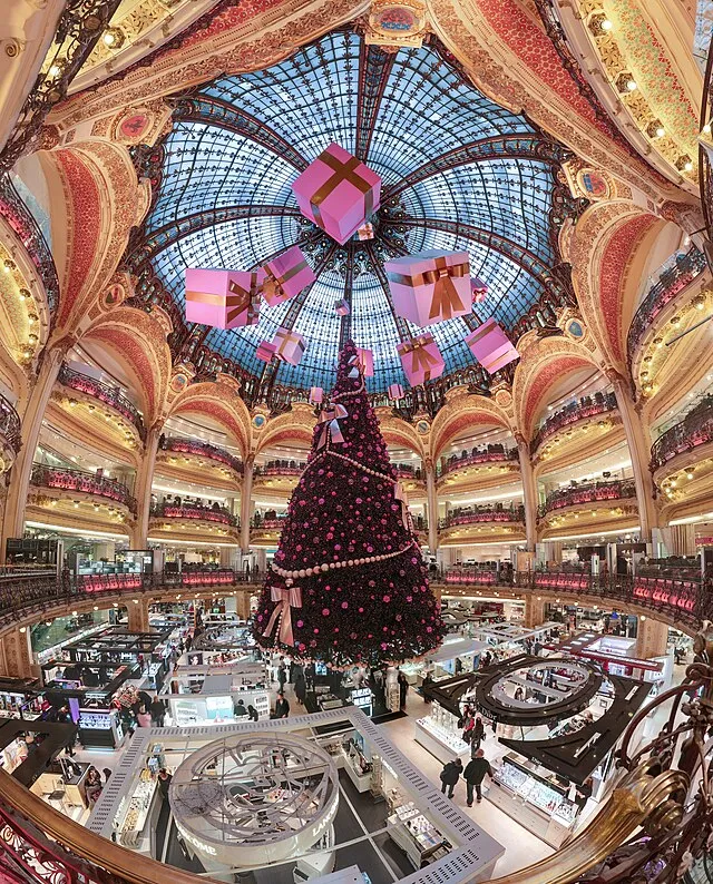 15 Things Every Store Sold That No Longer Exist Today