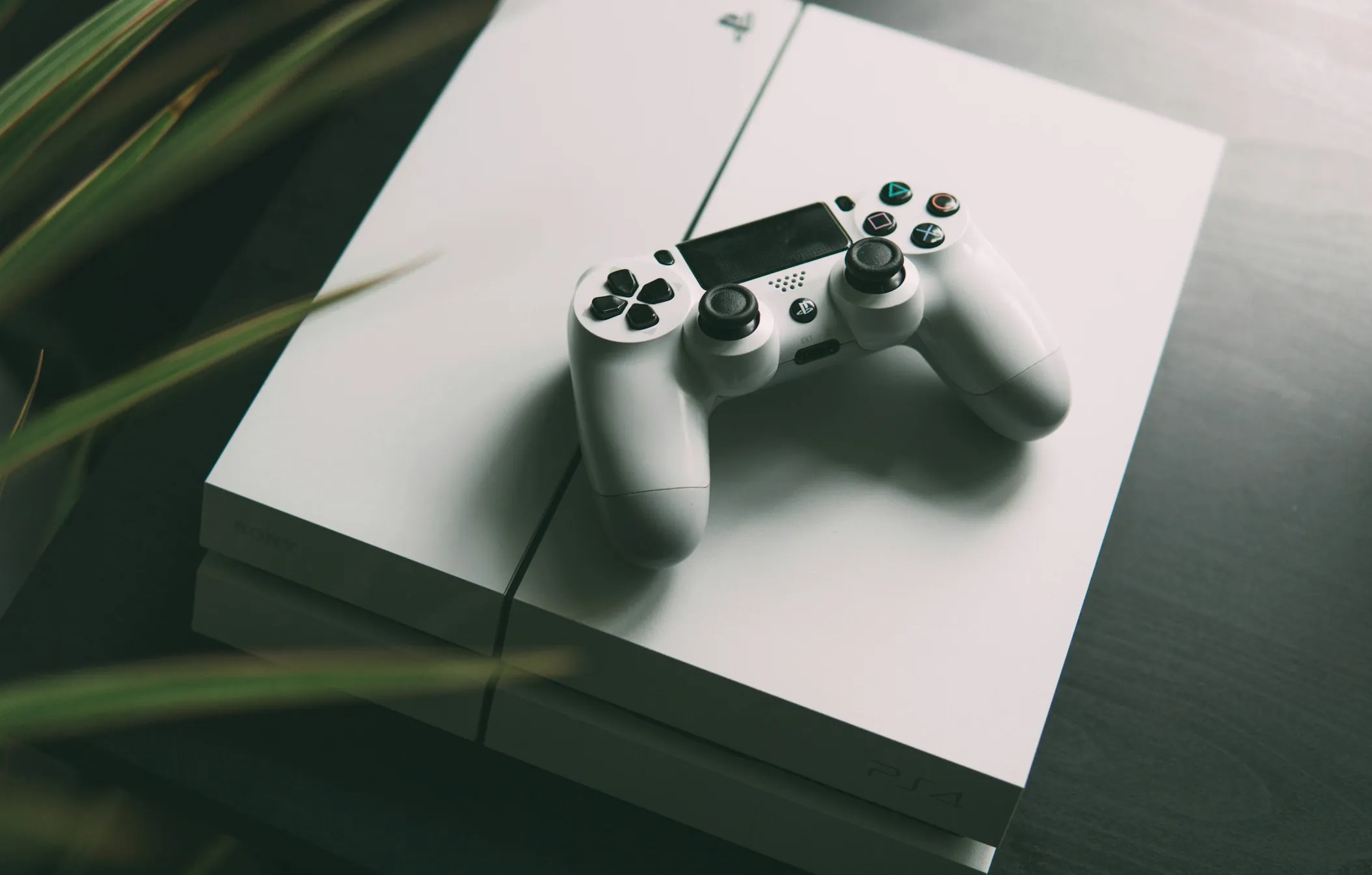 10 Iconic ’90s Video Games That Are Now Worth a Fortune