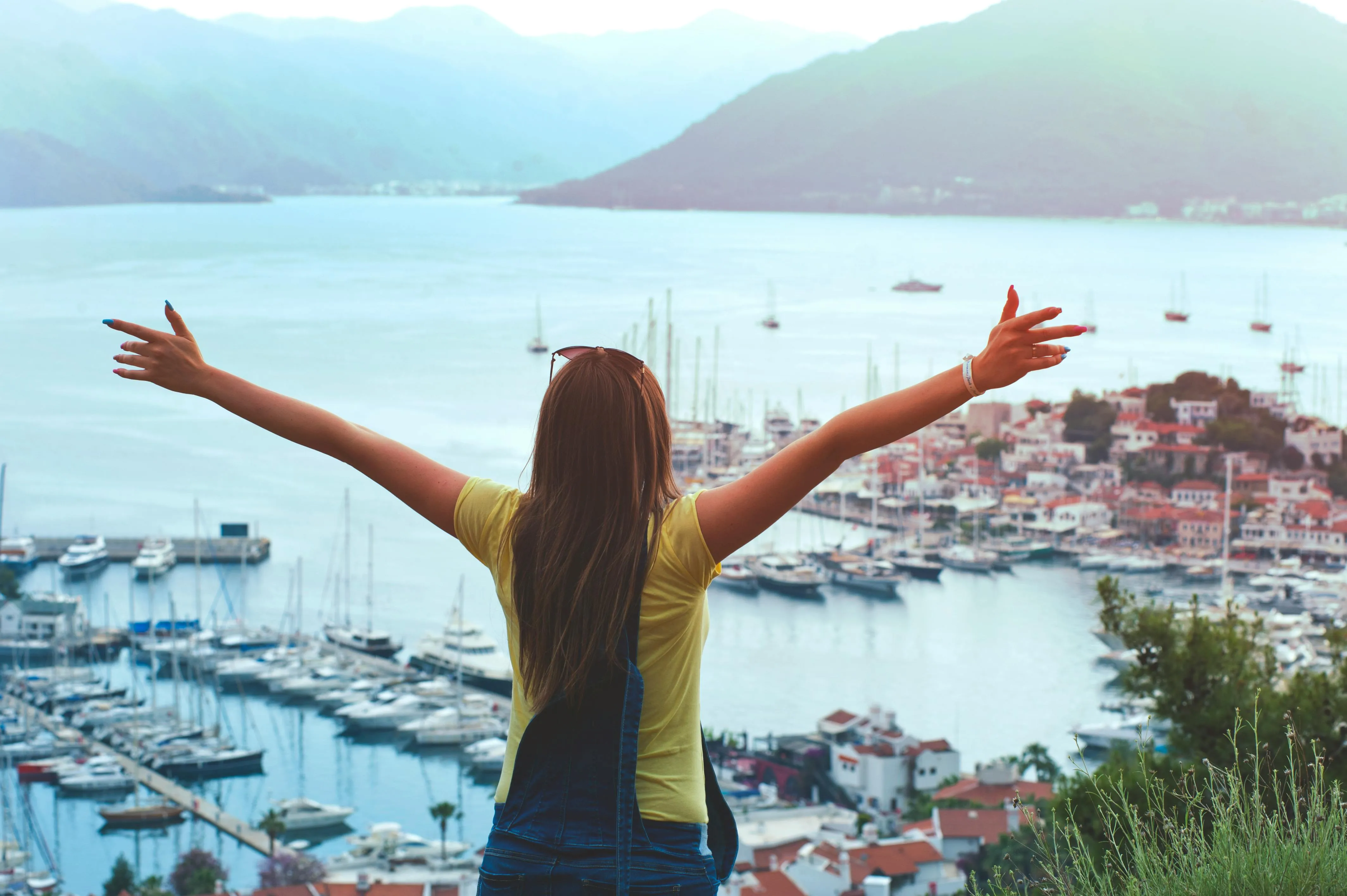 14 Solo Travel Tips for a Safe Adventure