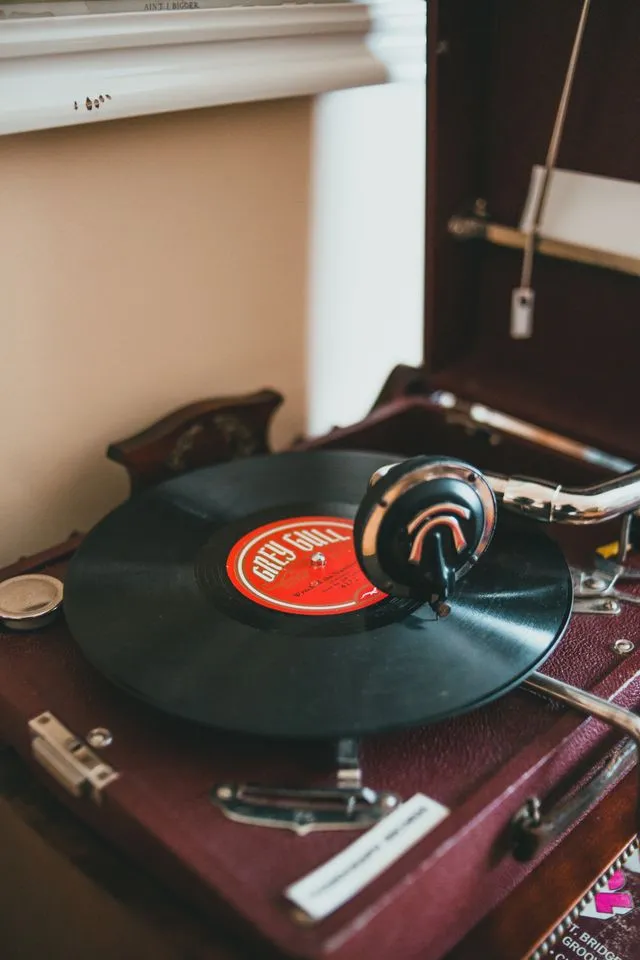 Erik Mclean on Pexels