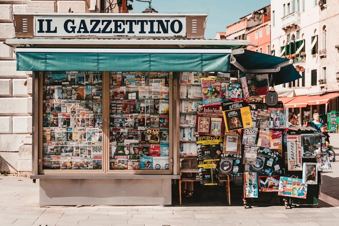 Claudio Schwarz from Unsplash