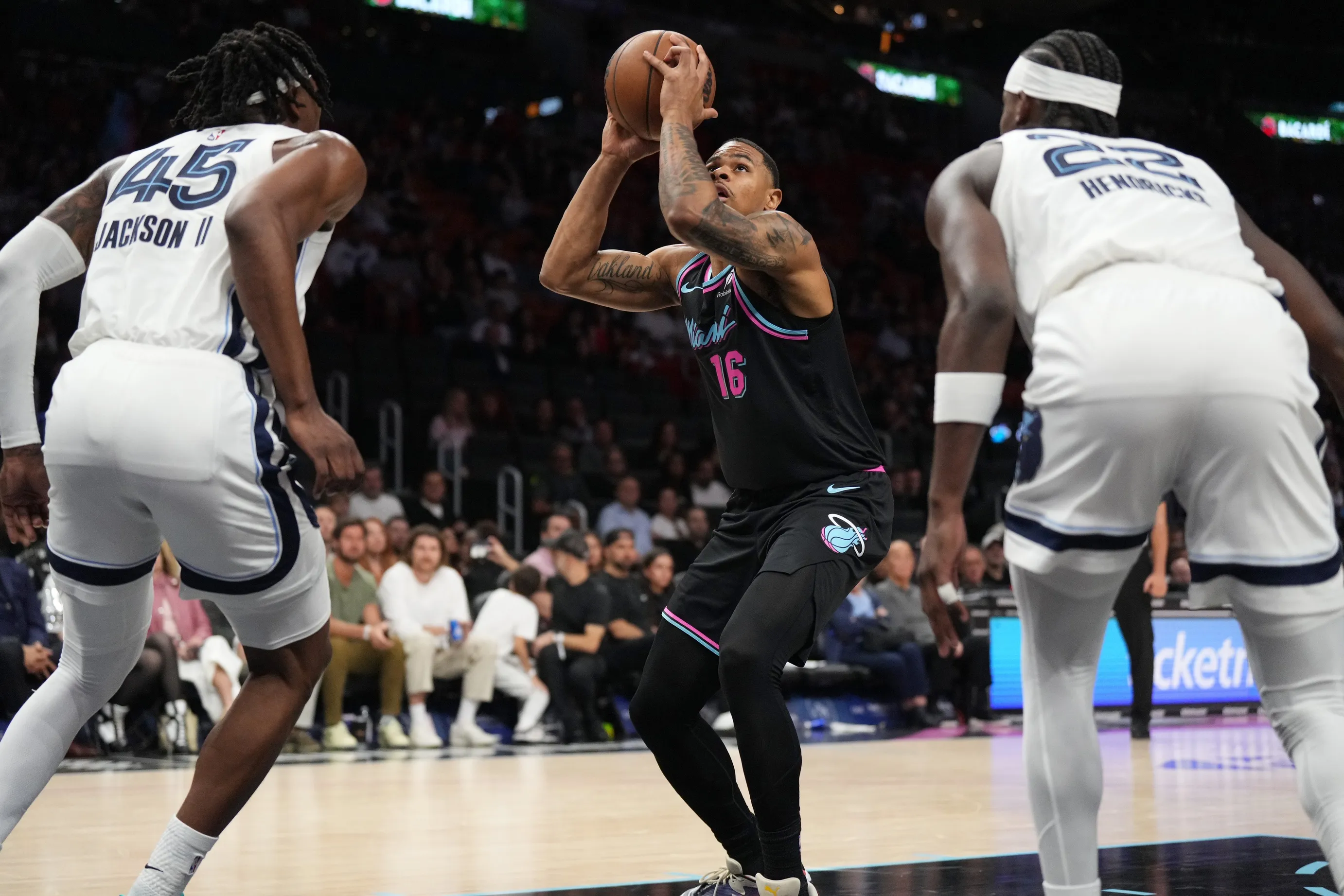 Keshad Johnson Turns Dunk Contest Spotlight Into Opportunity