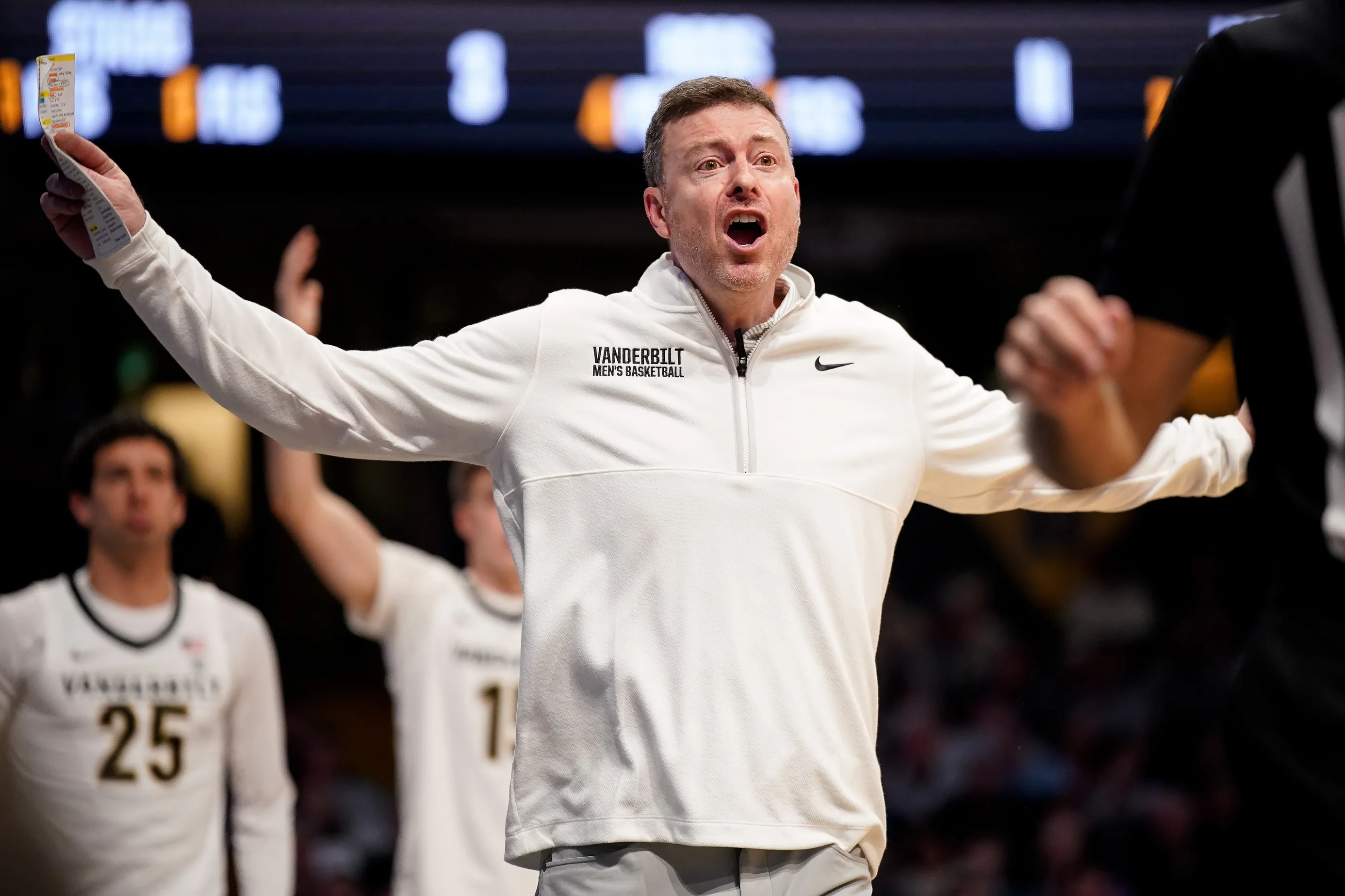 Vanderbilt Wins Without Collins, Byington Offers Update on Guard