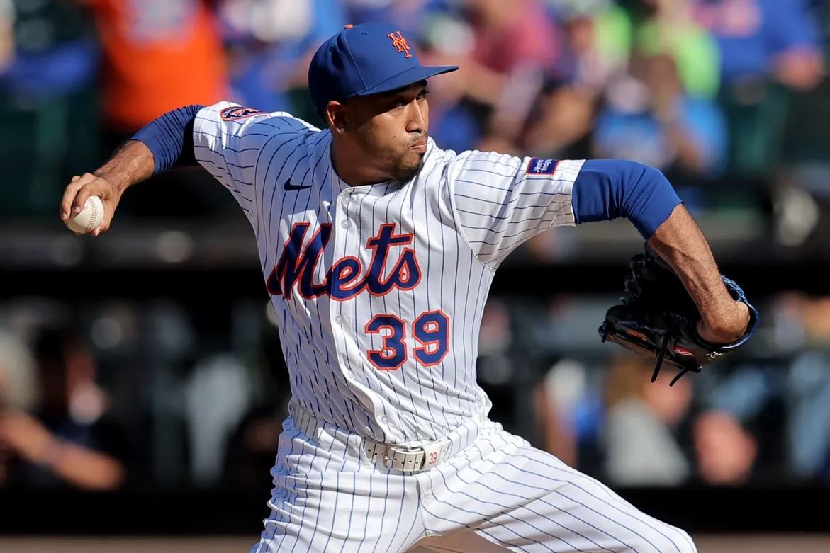 Mets Face Tough Decisions on Edwin Diaz Amid Key Offseason