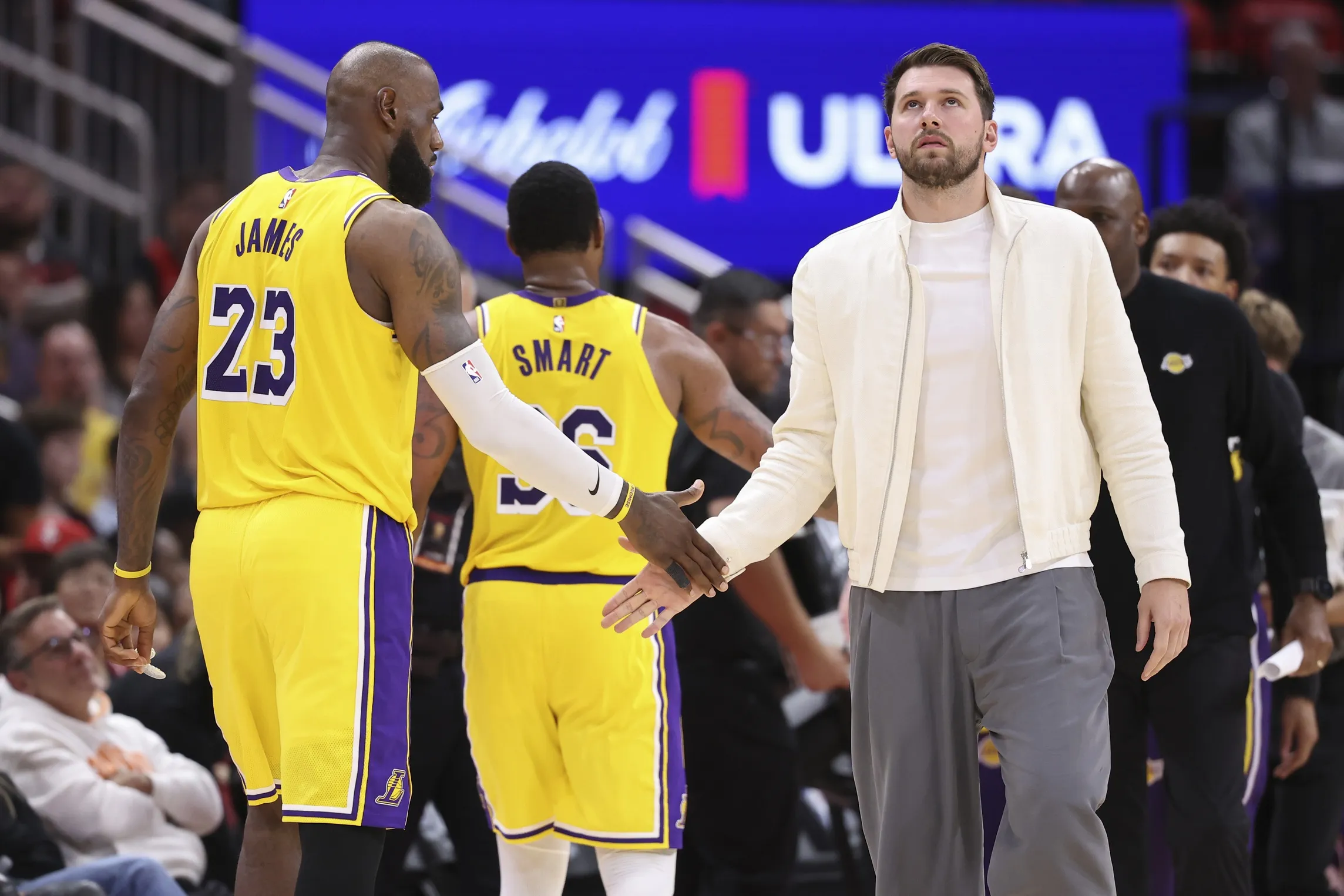 Lakers Remain Patient As Luka Doncic Recovery Timeline Extends Into Playoffs
