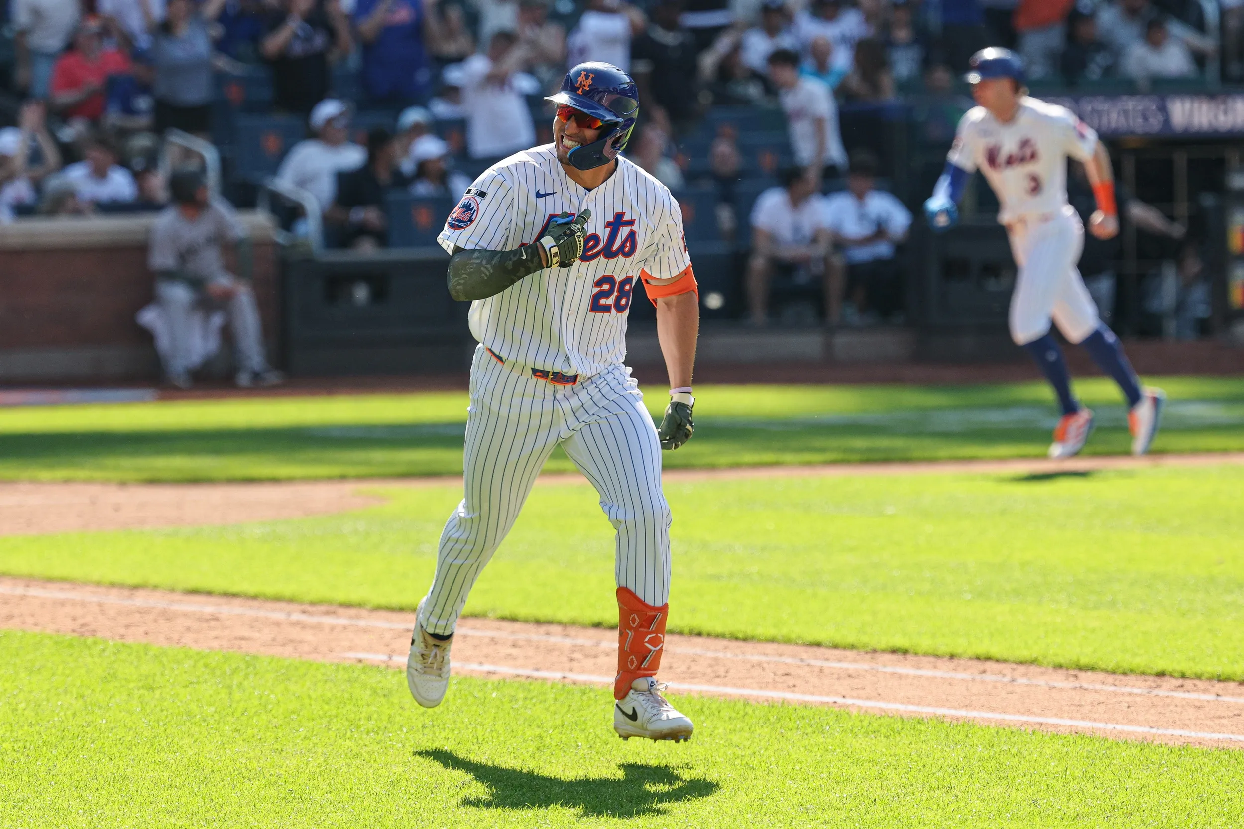 Tyrone Taylor’s Heroics Lift Mets Past Yankees After Historic Ninth-Inning Rally