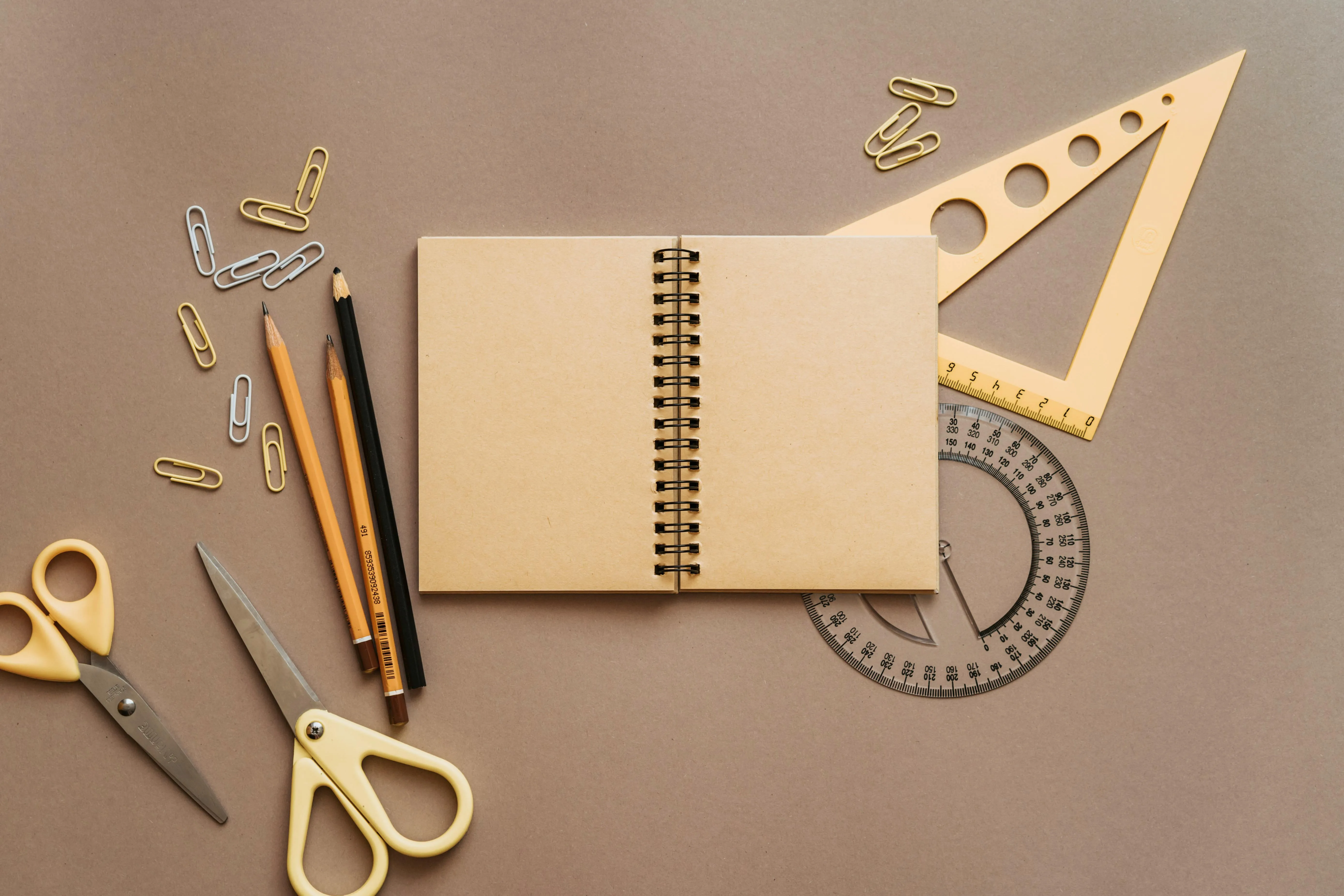 15 Discontinued School Supplies That Were Weirdly Fun