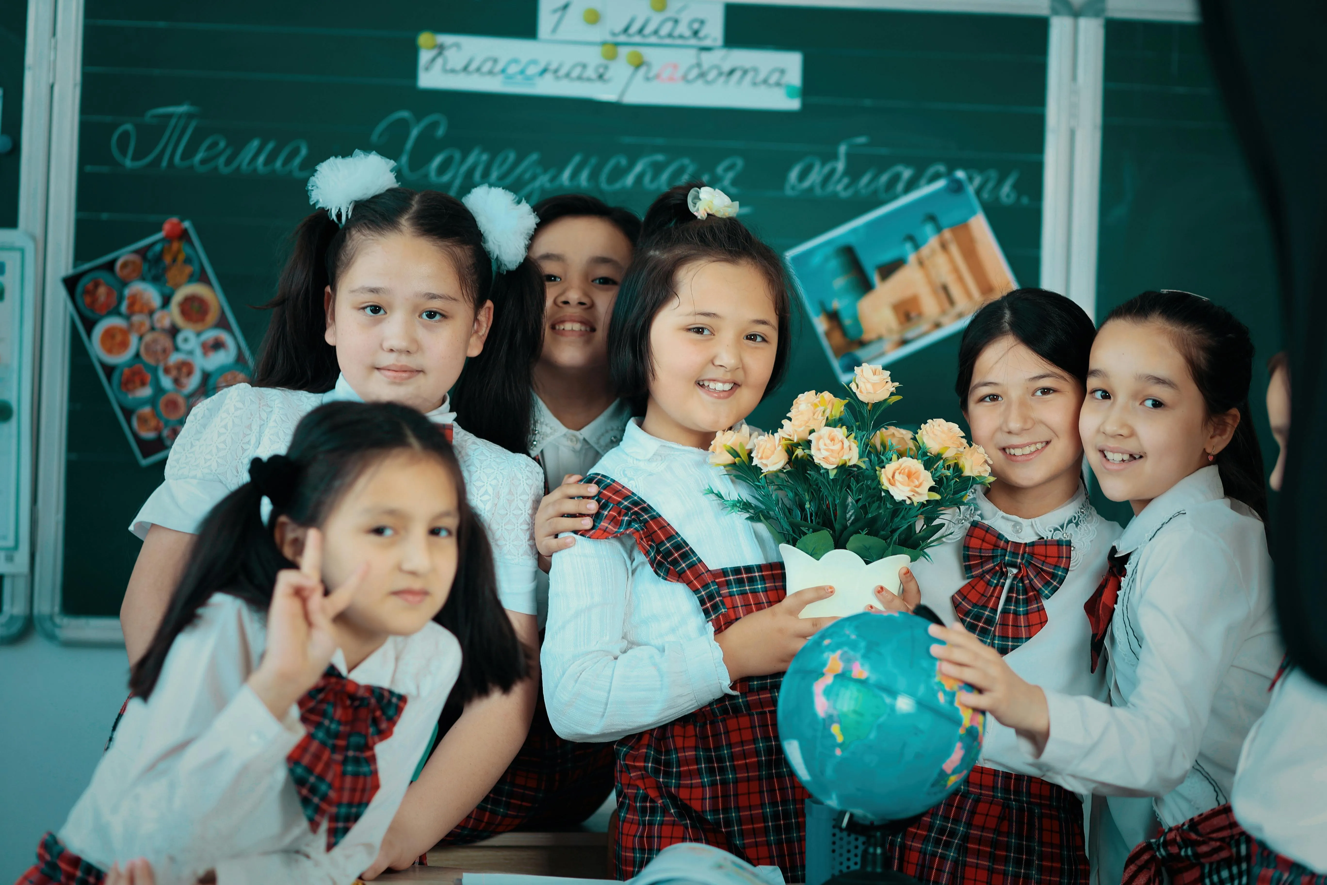18 Forgotten School Rituals from the ’80s Kids Loved