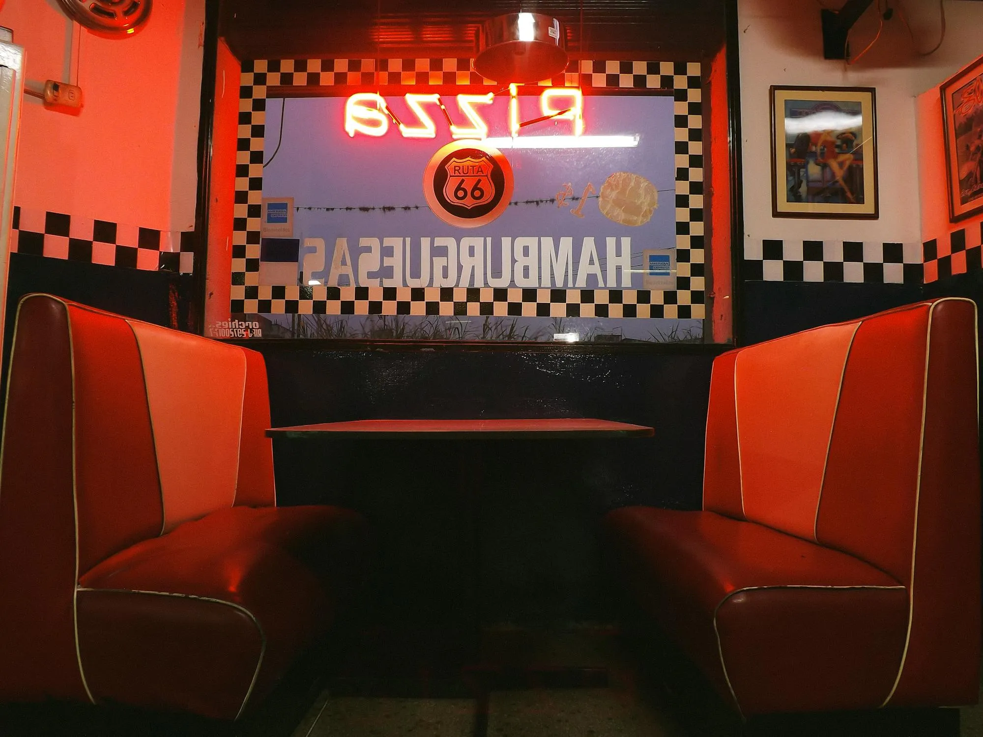 13 Fast Food Dining Experiences That Don’t Exist Anymore