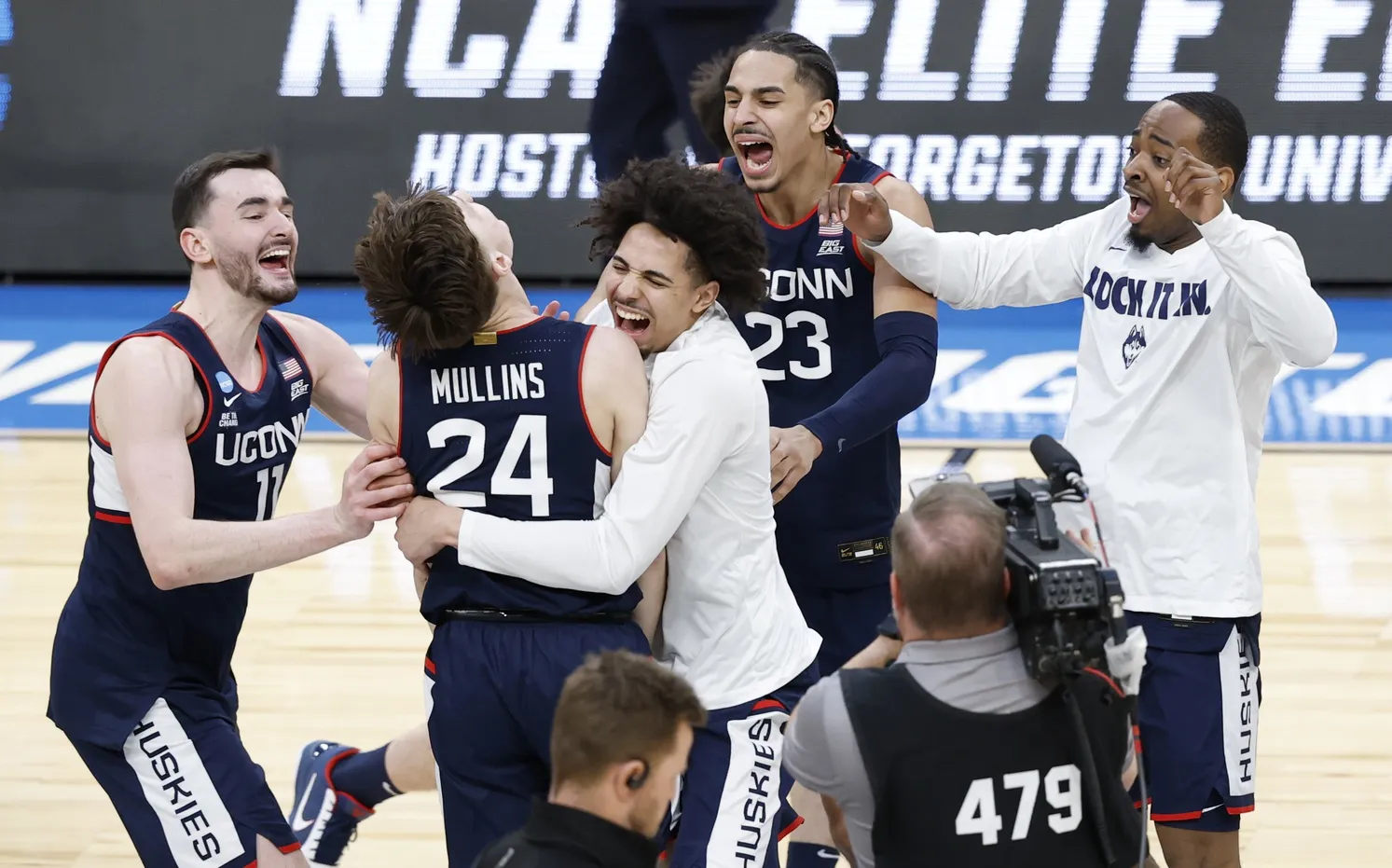 Braylon Mullins’ Logo Buzzer-Beater Lifts UConn Past Duke Into Final Four Return
