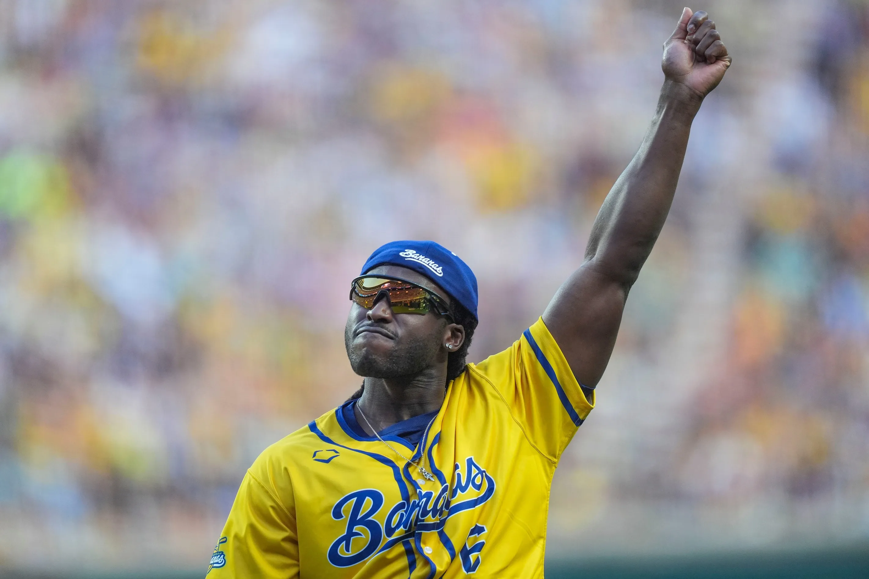 Alvin Kamara Defends Jameis Winston After Viral World Cup Cleanup Moment