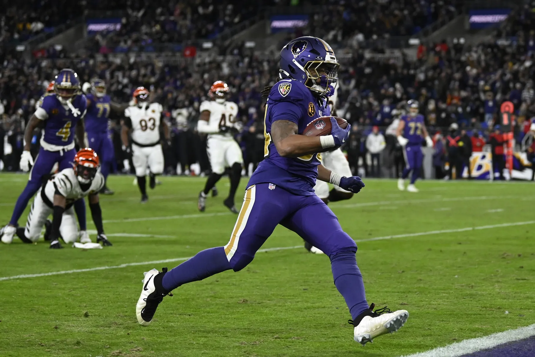 Ravens Lose Ground in AFC North as Keaton Mitchell Avoids Major Injury After Week 14 Defeat