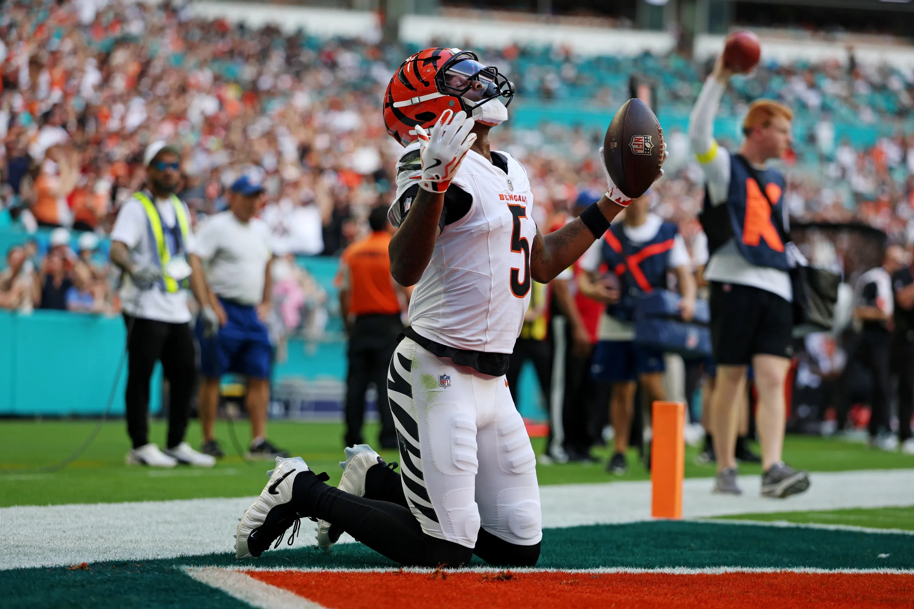 Tee Higgins Sparks Bengals Amid Struggles, Highlighting Offensive Future