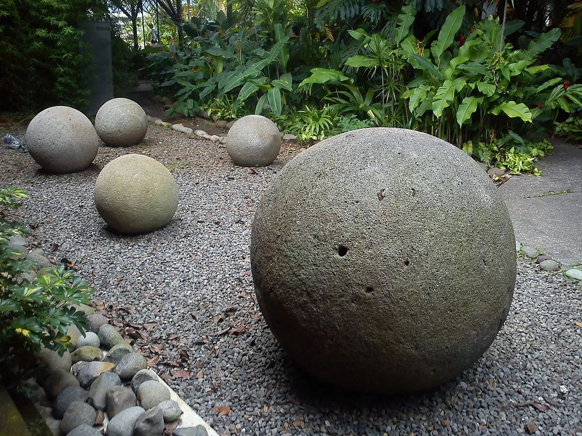 Rodtico21 on Wikimedia Commons