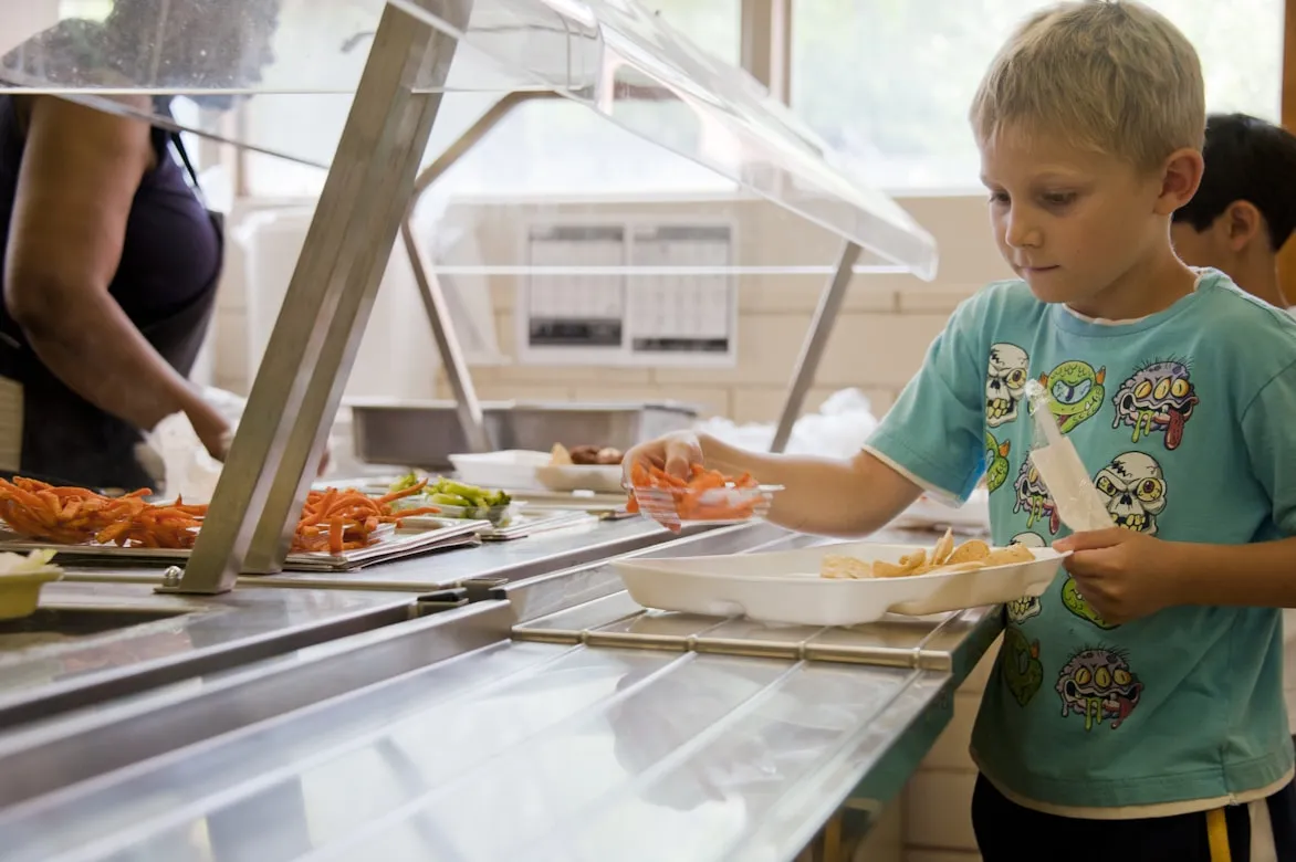 15 Cafeteria Foods That Disappeared Without Warning