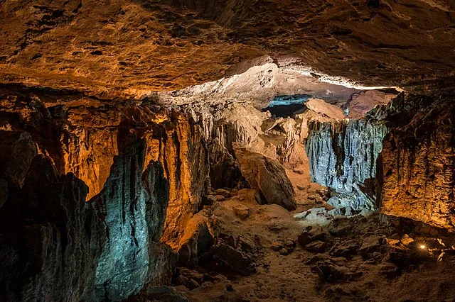 18 Caves Filled With Artifacts From Unknown Cultures