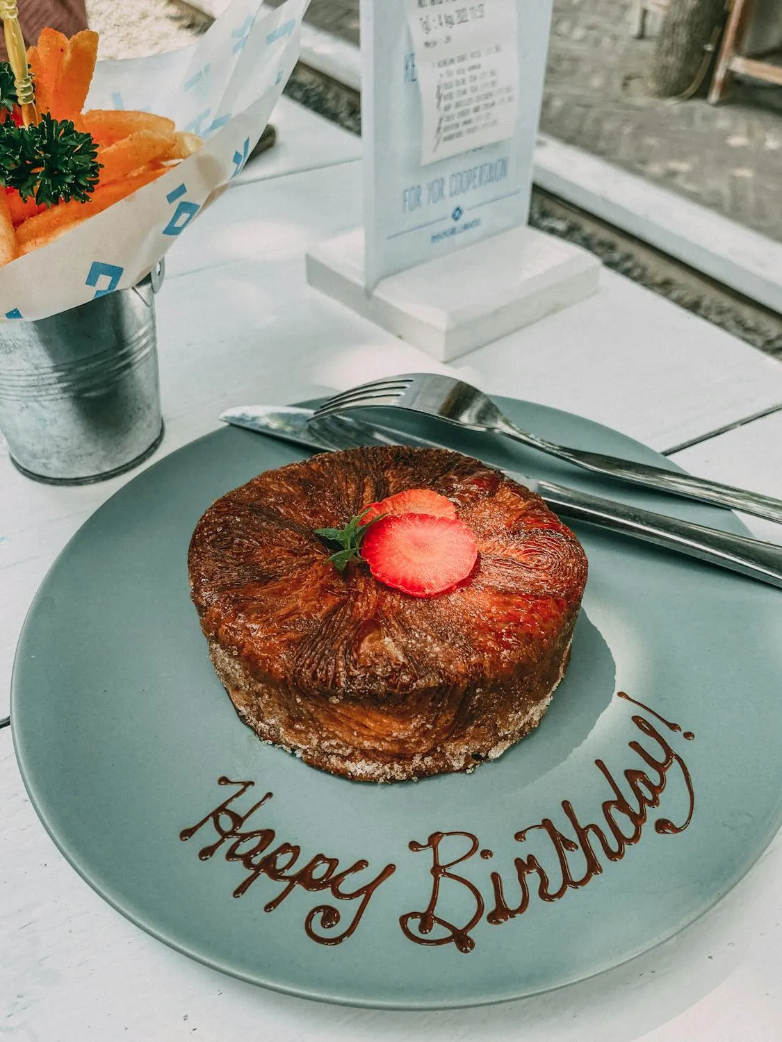 11 Birthday Cakes That Were a Big Deal in the ’80s