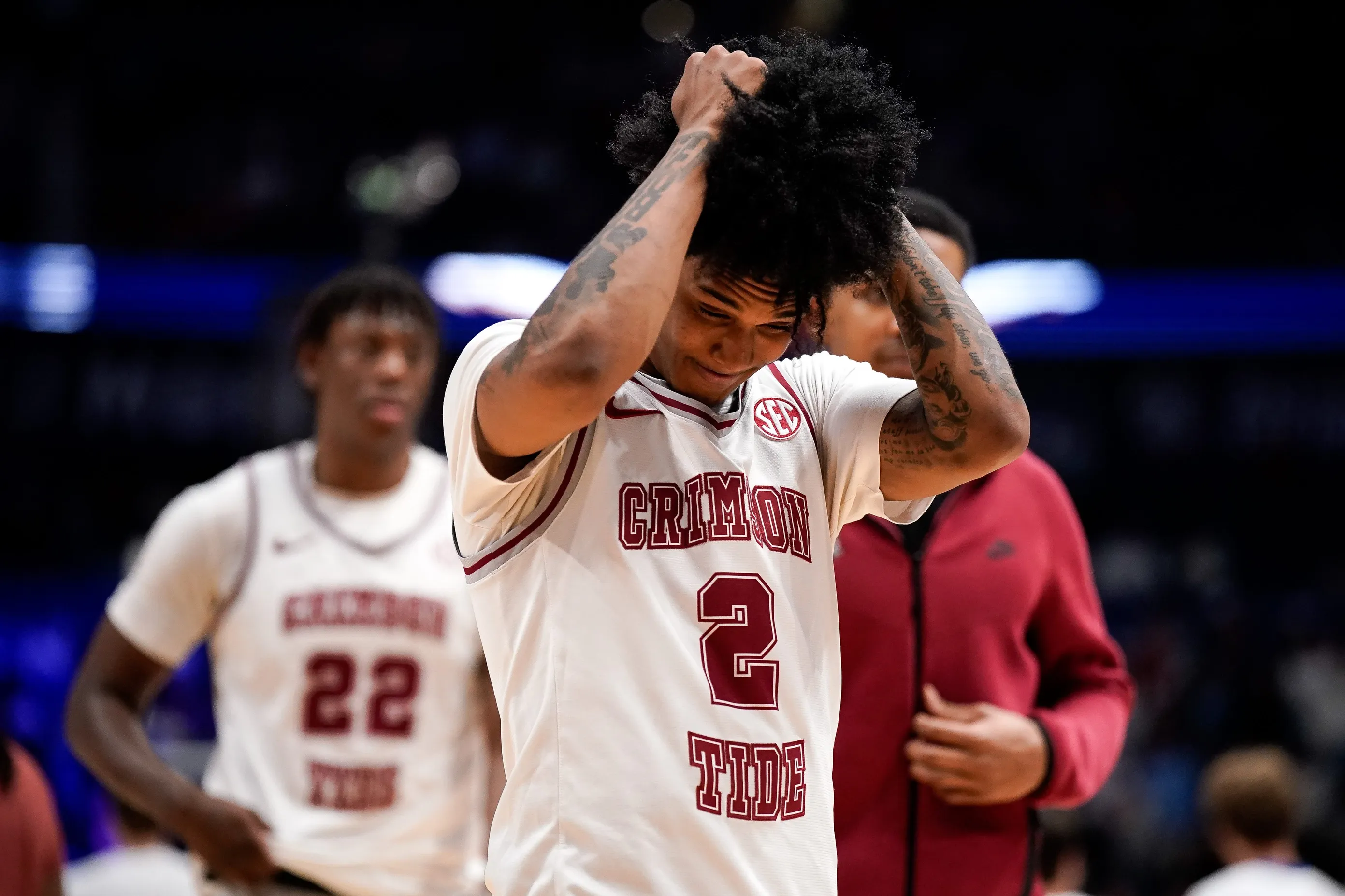 Aden Holloway Absence Looms as Alabama Prepares for Michigan in Elite Eight