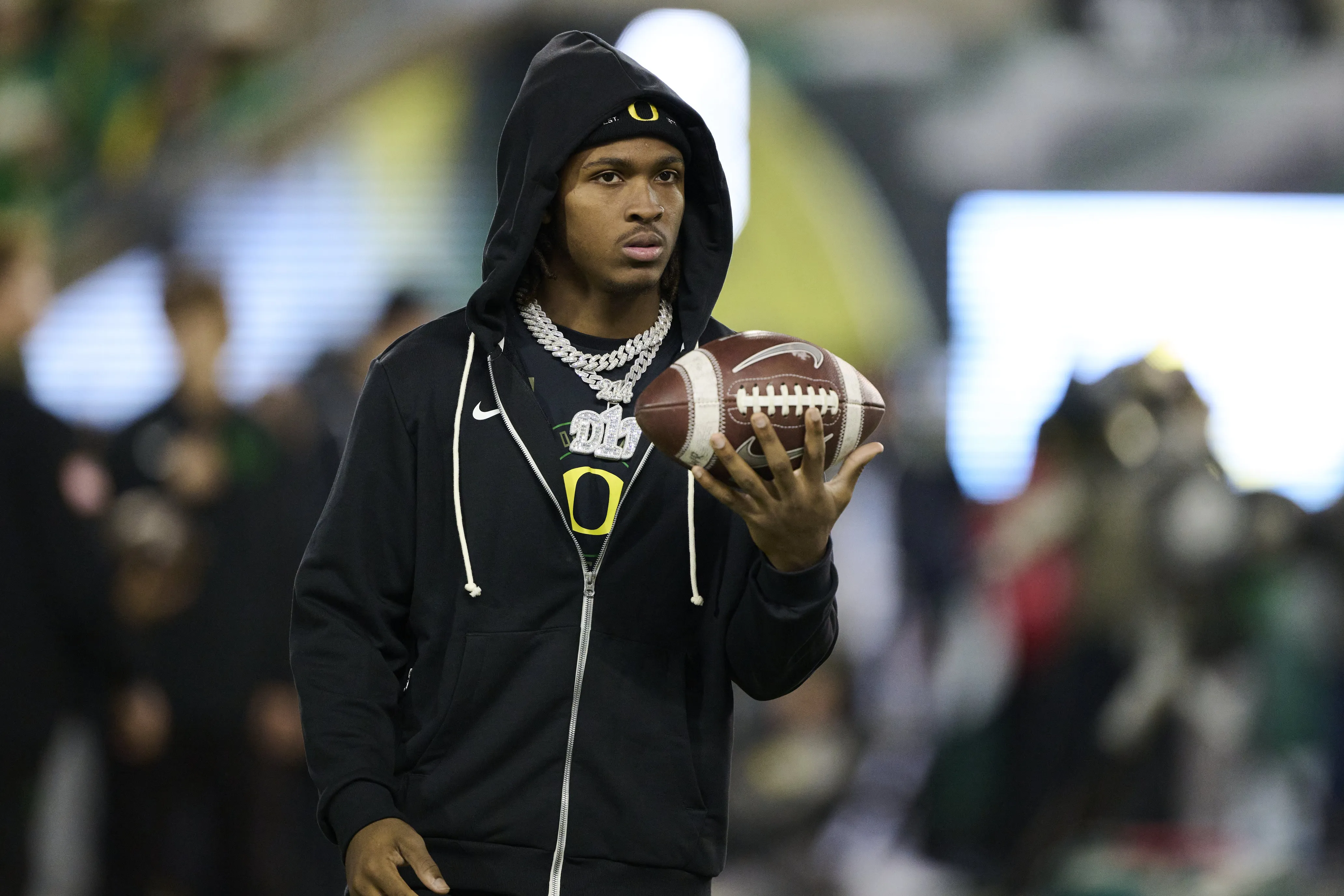 Oregon Misses Out on Five-Star Chris Henry Jr. but Receivers Return for Playoff Prep