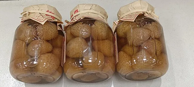 Fumikas Sagisavas on WikiCommons
