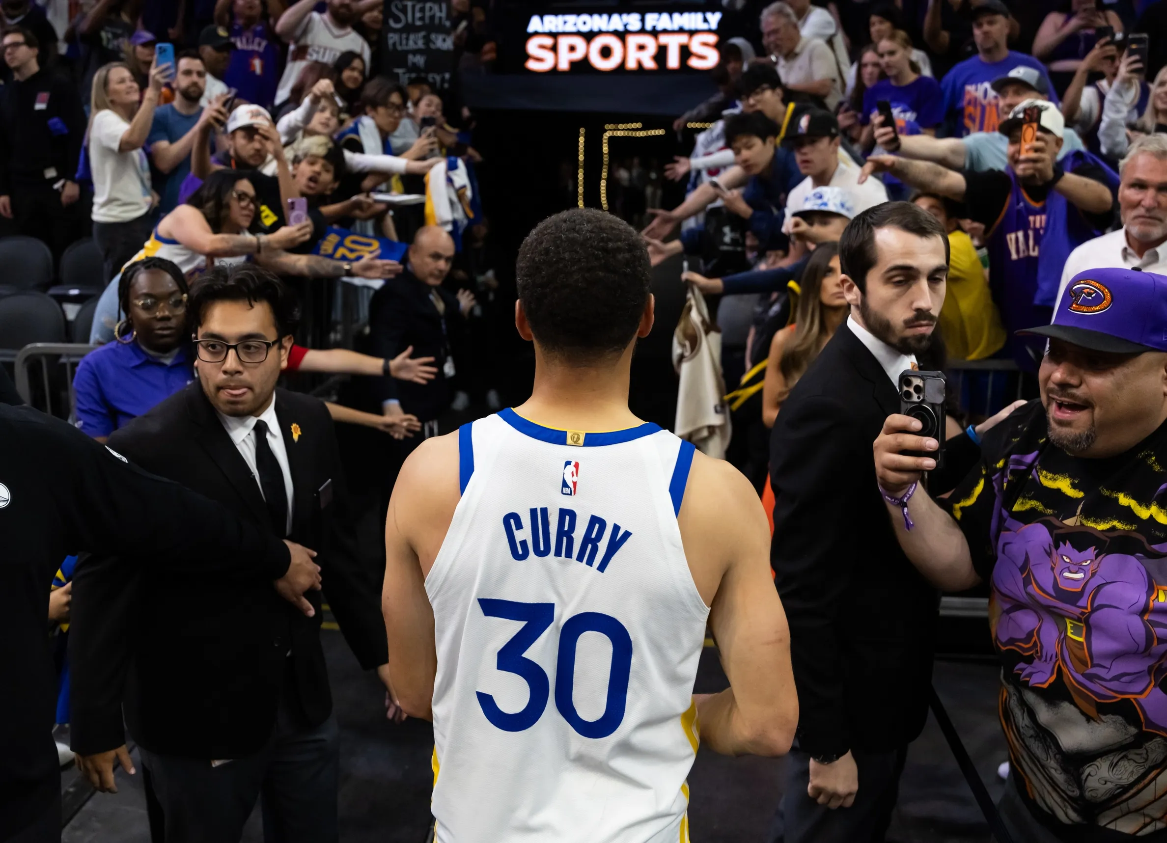 Stephen Curry's Humanitarian Legacy Recognized With Muhammad Ali Award Honor