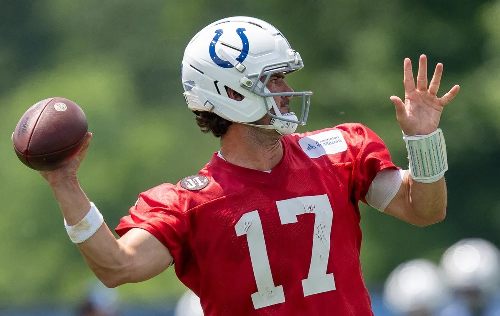 Daniel Jones Says He's Fully Cleared as Colts QB Nears Return From Achilles Injury