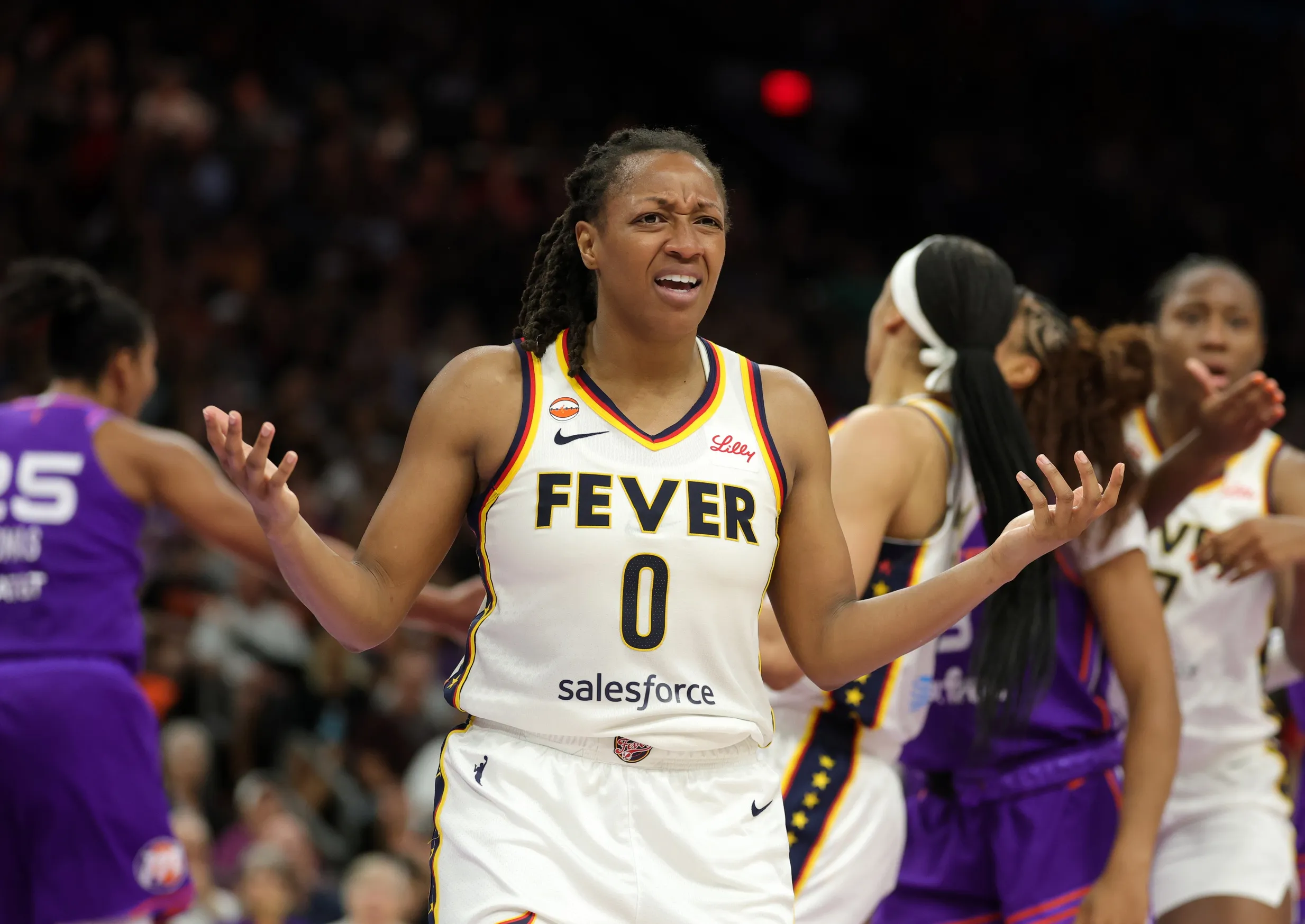Kelsey Mitchell’s Fever Scoring Streak Reaches Historic Heights in Rout of Aces